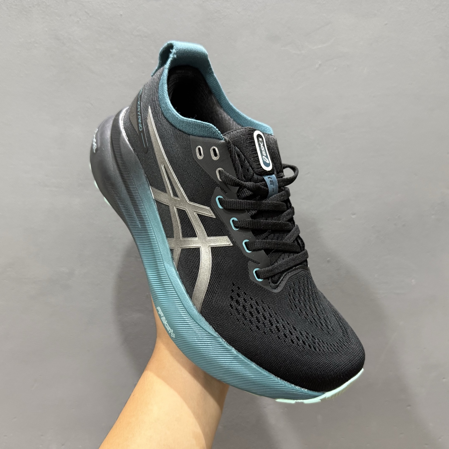 180 Asics Gel-Kayano 31 黑蓝银 亚瑟士系列复古舒适织物休闲跑步鞋 1011C100-001