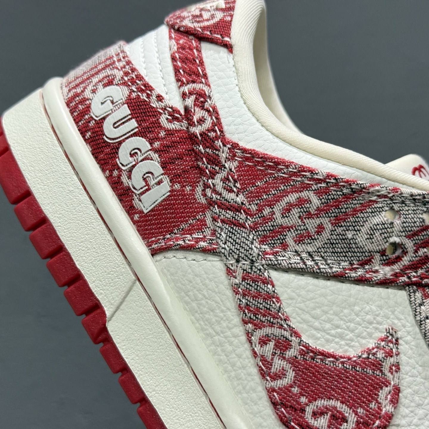 280 SC版Nike SB Dunk Low 古驰联名 灰红牛仔 周年高端定制 低帮休闲板鞋 SC9207-417