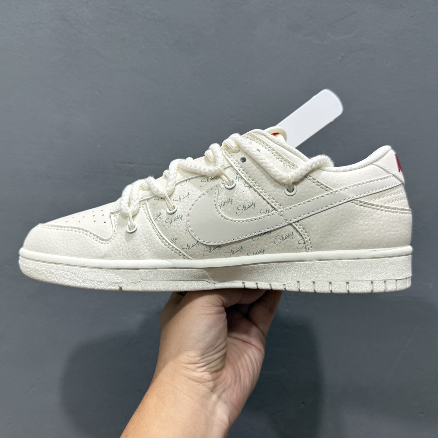 200 Nike Jordan Air Jordan 1“斯图西联名——黑红抽绳” 高端定制 低帮 SJ9950