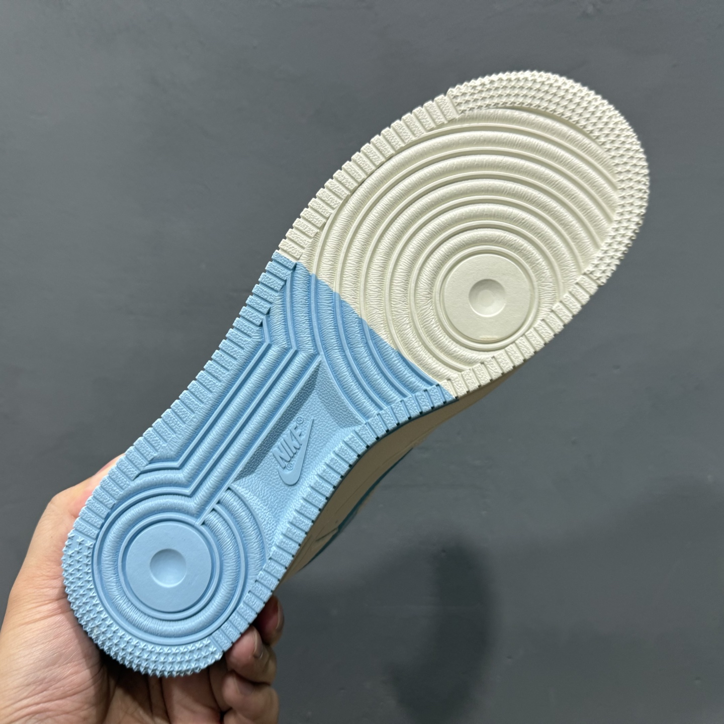 ￥260 Nike Air Force 1'07 Low 米蓝浪花 空军一号低帮休闲板鞋 CS5288-027