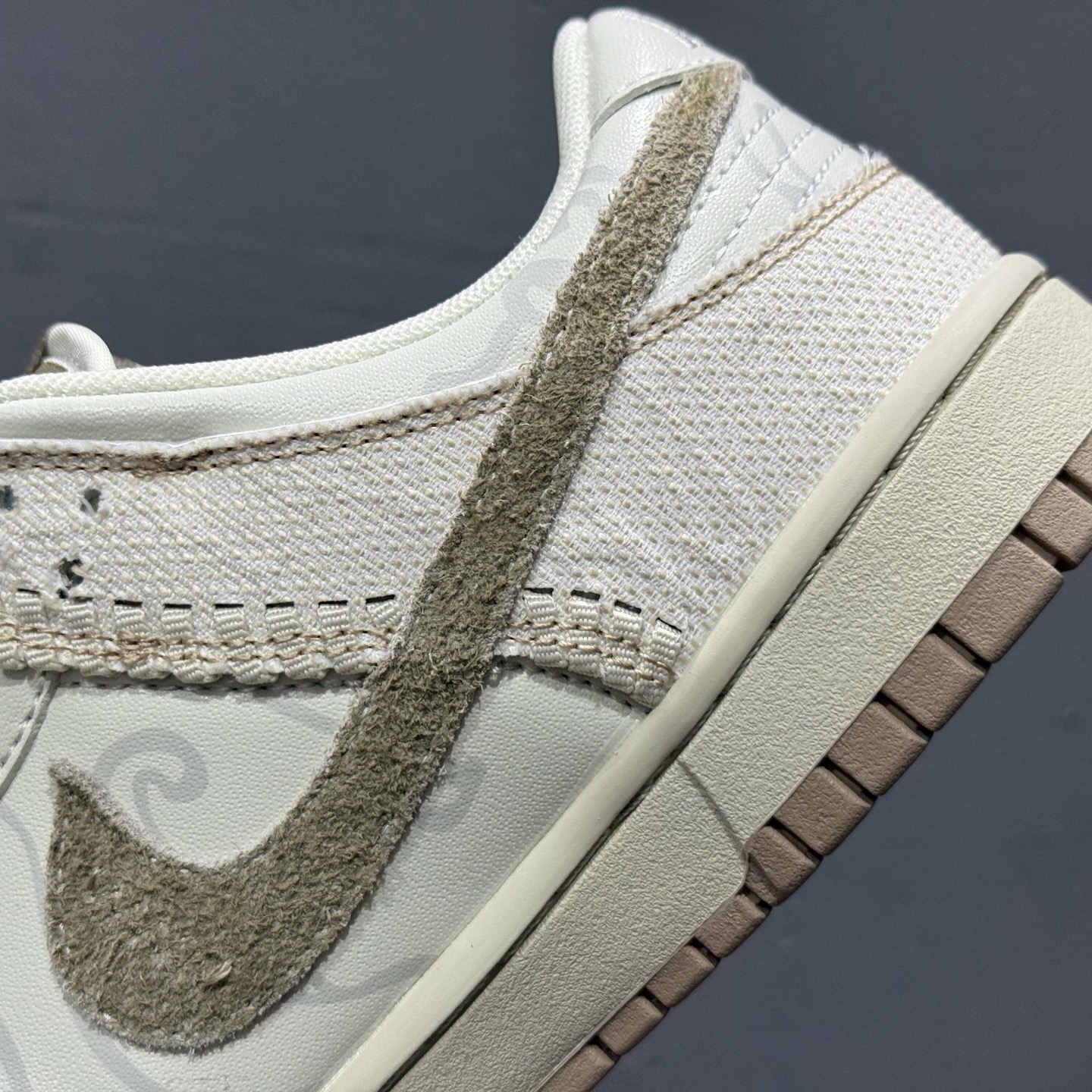 ¥300 Nike Dunk Low 熊猫恶作剧 山影漫步 月语山系 低帮休闲板鞋 HQ1175-240-Chinese UA Cheap High Quatity Brand Clothes Bags handbags Sneakers wholesale wholesaler seller from China Factory suppliers Fashion Clothing Shoes best Quality Beautiful Price ¥300 Nike Dunk Low 熊猫恶作剧 山影漫步 月语山系 低帮休闲板鞋 HQ1175-240