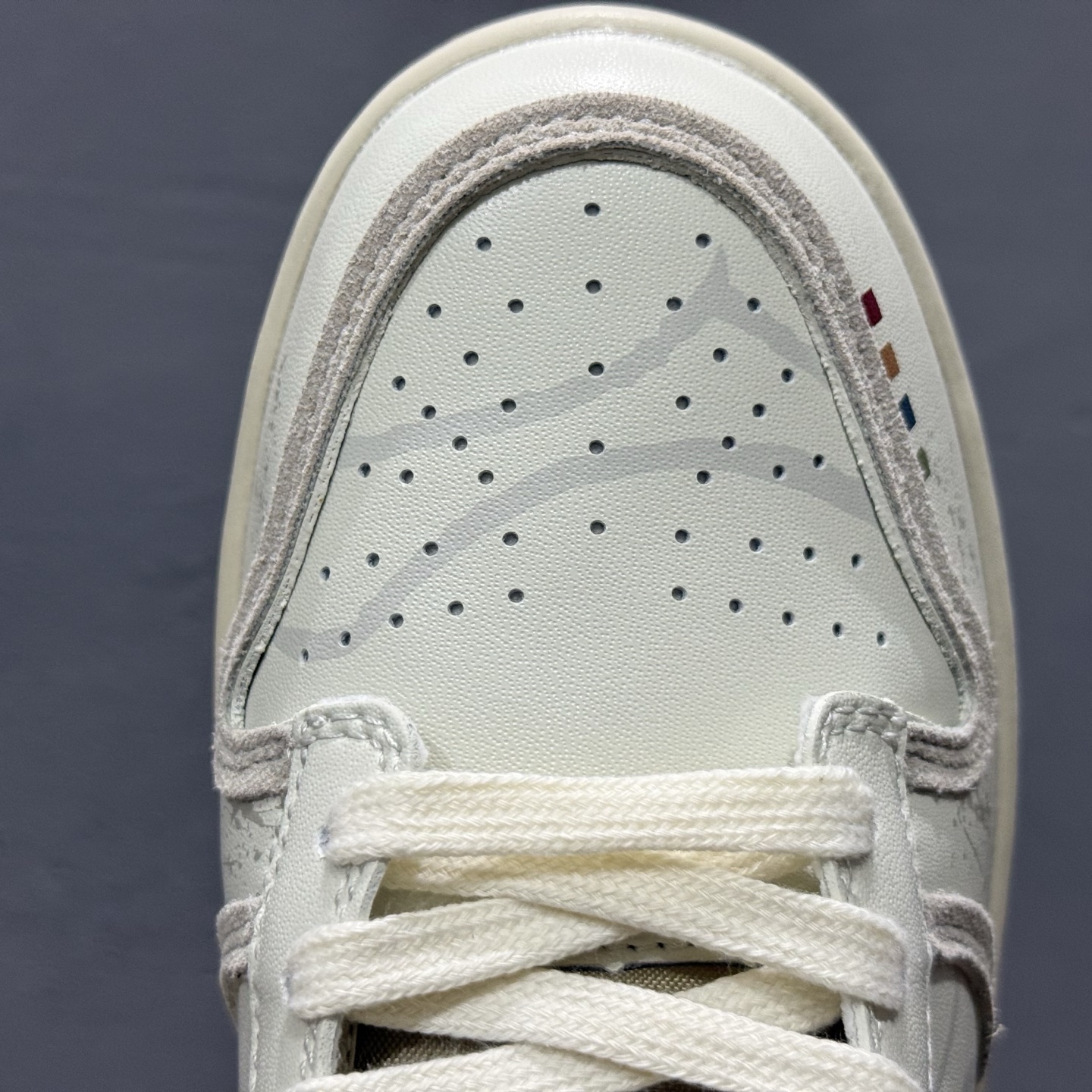 ¥300 Nike Dunk Low 熊猫恶作剧 山影漫步 月语山系 低帮休闲板鞋 HQ1175-240-Chinese UA Cheap High Quatity Brand Clothes Bags handbags Sneakers wholesale wholesaler seller from China Factory suppliers Fashion Clothing Shoes best Quality Beautiful Price ¥300 Nike Dunk Low 熊猫恶作剧 山影漫步 月语山系 低帮休闲板鞋 HQ1175-240