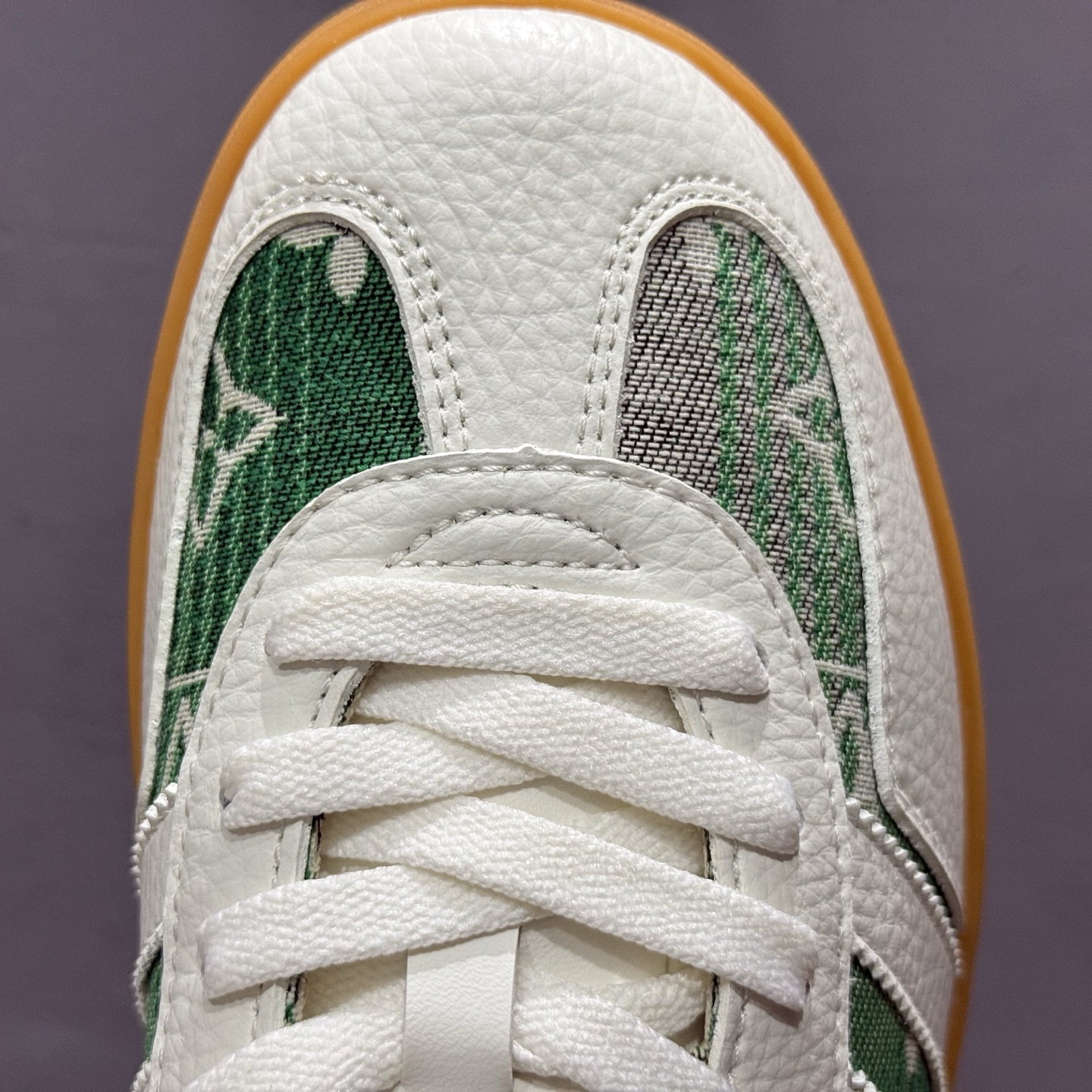 220 adidas 德训鞋 “闪电联名”高端定制 SC9207-733