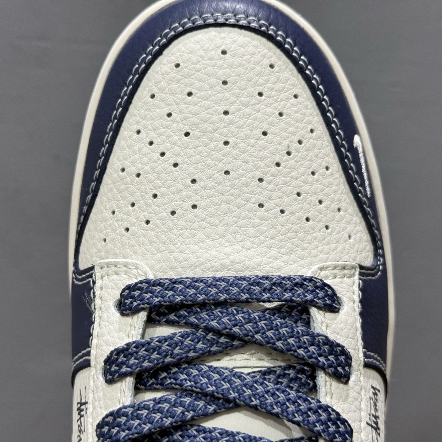 ￥280 Nike SB Dunk Low 斯图西联名 周年高端定制 低帮休闲板鞋 XS6089-589