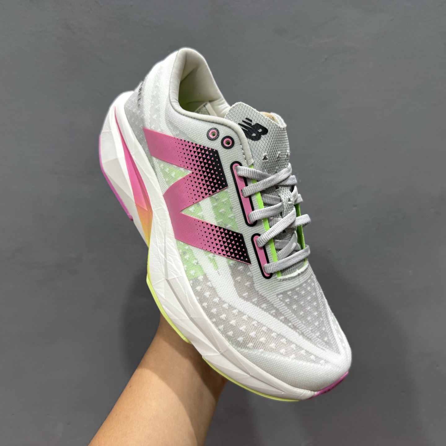 160 New Balance FuelCell Rebel V4 低帮防滑耐磨百搭休闲跑步鞋 MFCPZSR4