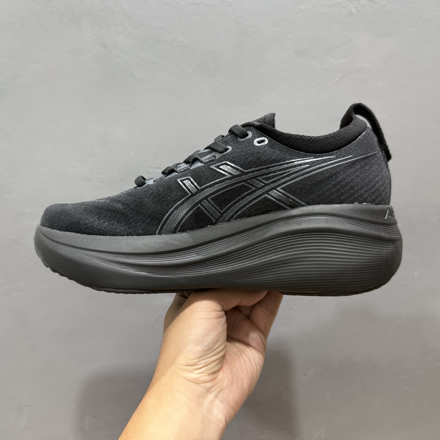 180 GEL NIMBUS 27代 专业跑鞋 Asics 日本田径队奥运系列 1011B958-002