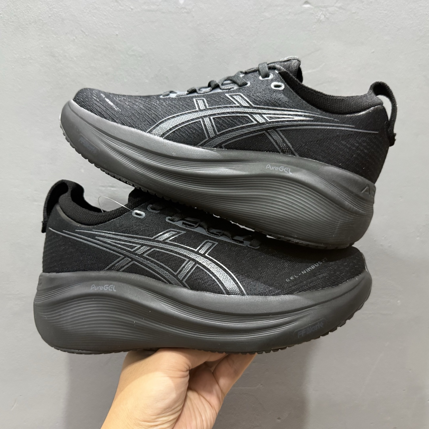 180 GEL NIMBUS 27代 专业跑鞋 Asics 日本田径队奥运系列 1011B958-002