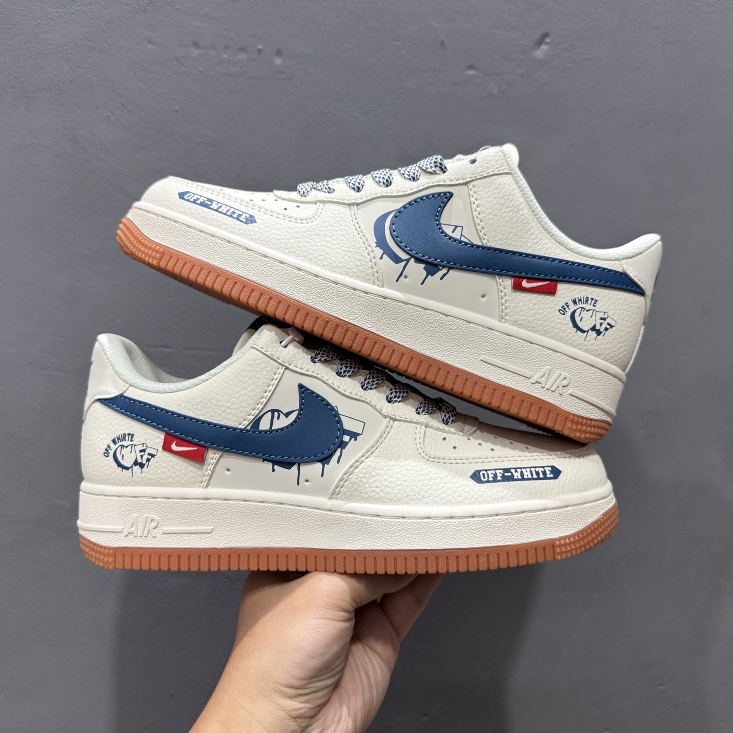 260 OFF-WHITE x Nike Air Force 1 爱心米蓝生胶 QW5836-001