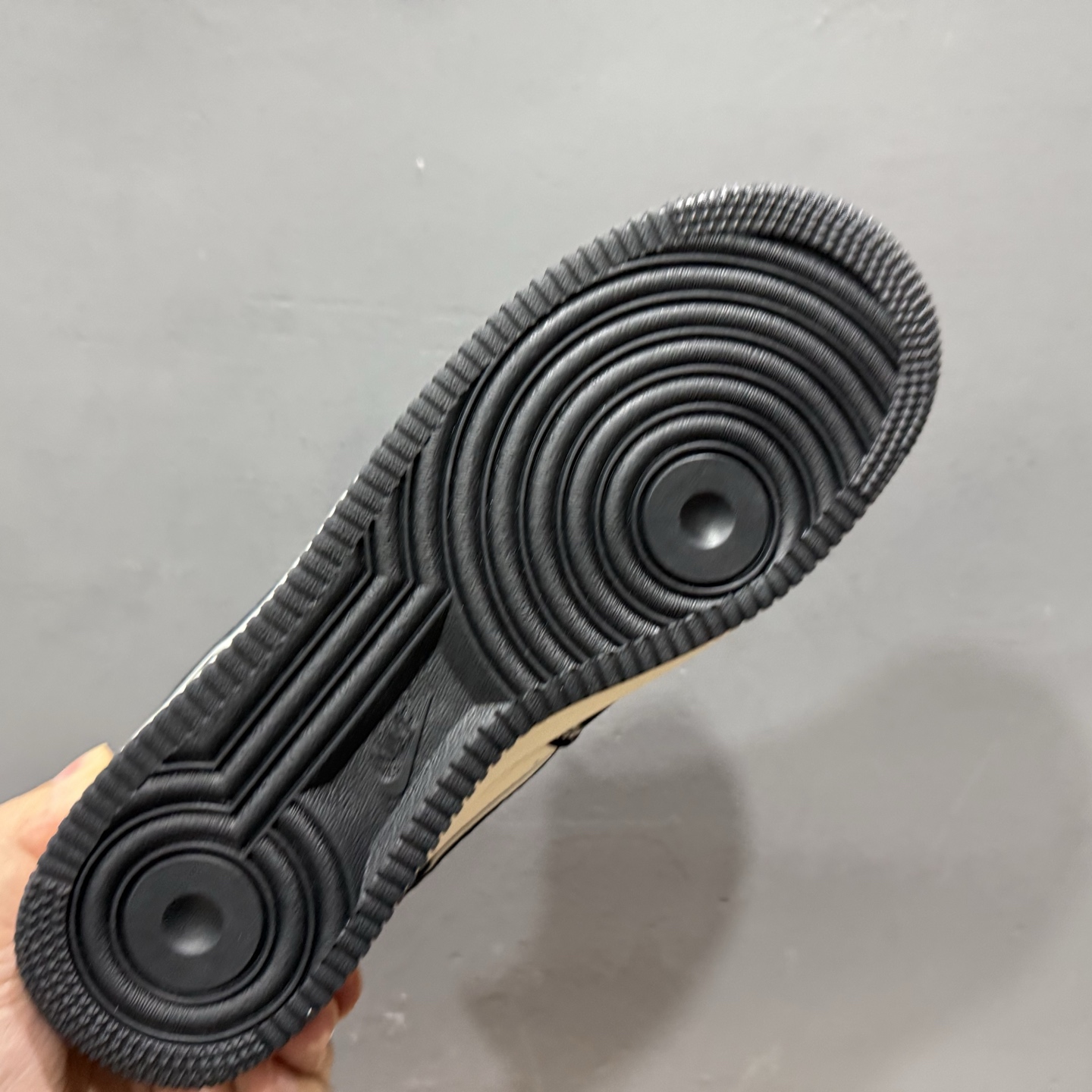 ￥260 Nike Air Force 1'07 Low 芬迪联名 小怪兽 空军一号低帮休闲板鞋 XL1979-102