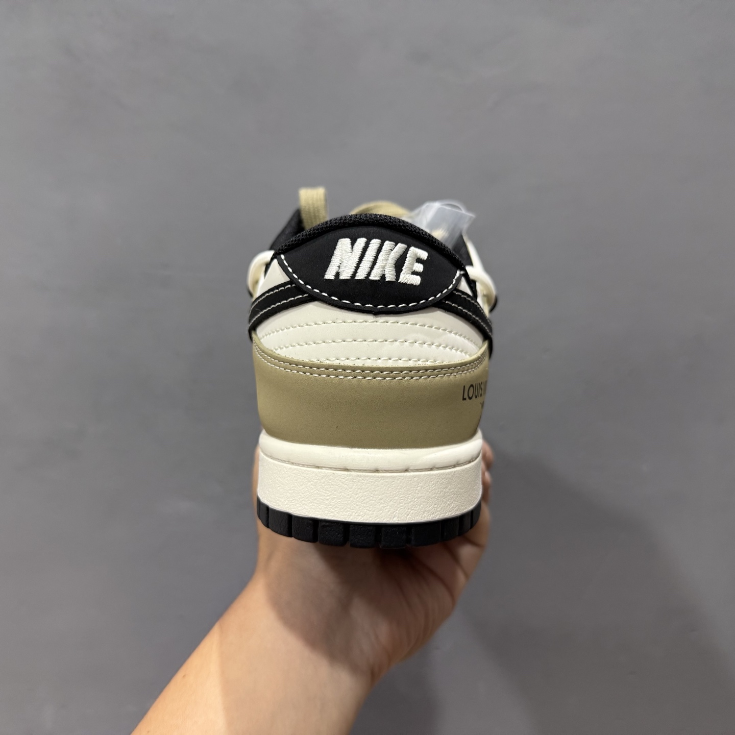 300 Louis Vuitton x Nike Dunk Low 黑棕抽绳 YX5066-371