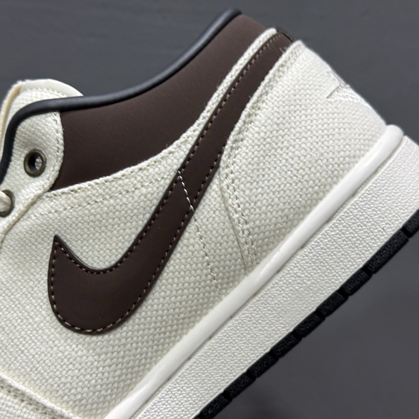 220 Air Jordan 1 Low 米黄 AJ1乔1低帮休闲板鞋 IB8058-110