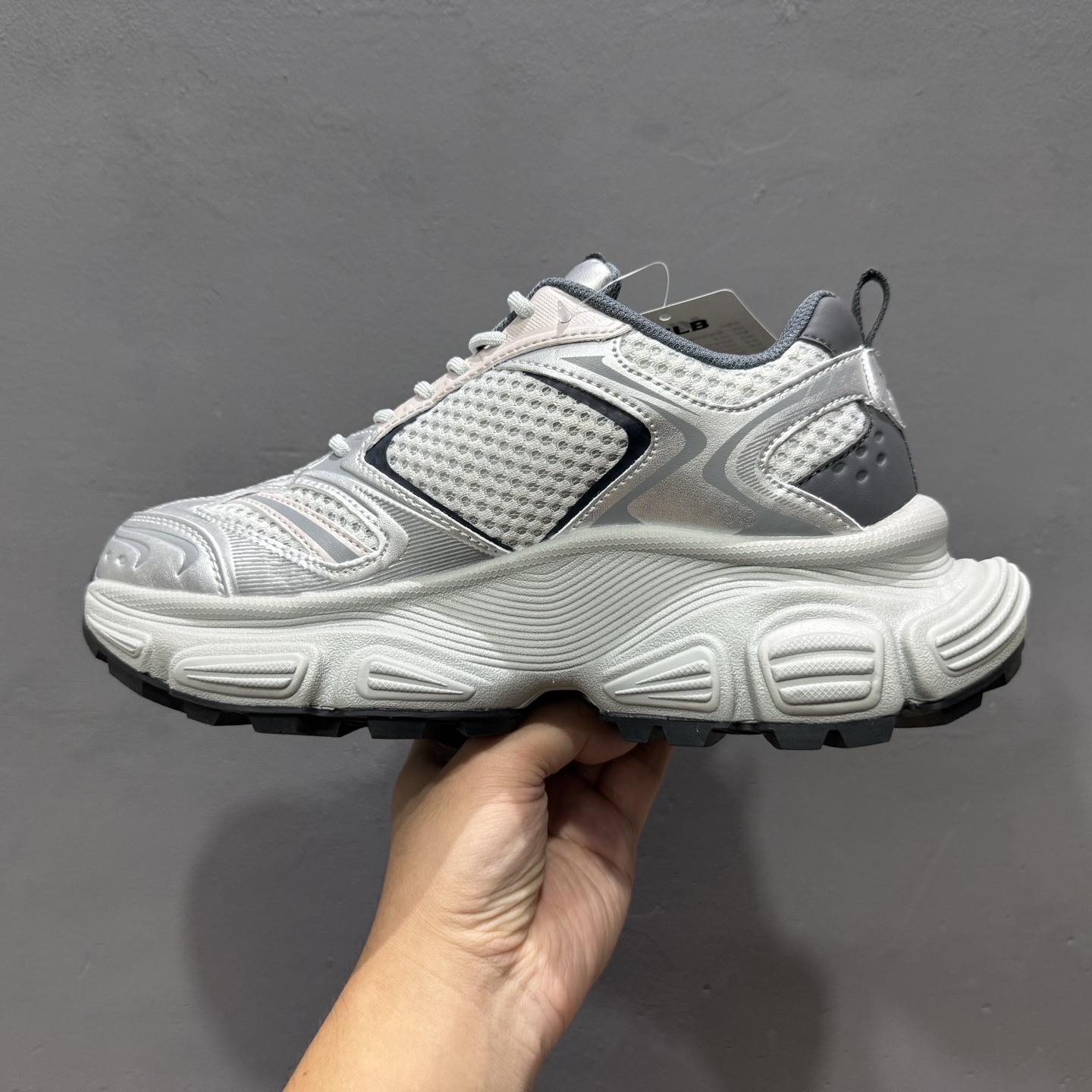 220 MLB 纽约洋基队 浅灰色 3ASHWD15N-50GRL-Chinese UA Cheap High Quatity Brand Clothes Bags handbags Sneakers wholesale wholesaler seller from China Factory suppliers Fashion Clothing Shoes best Quality Beautiful Price 220 MLB 纽约洋基队 浅灰色 3ASHWD15N-50GRL