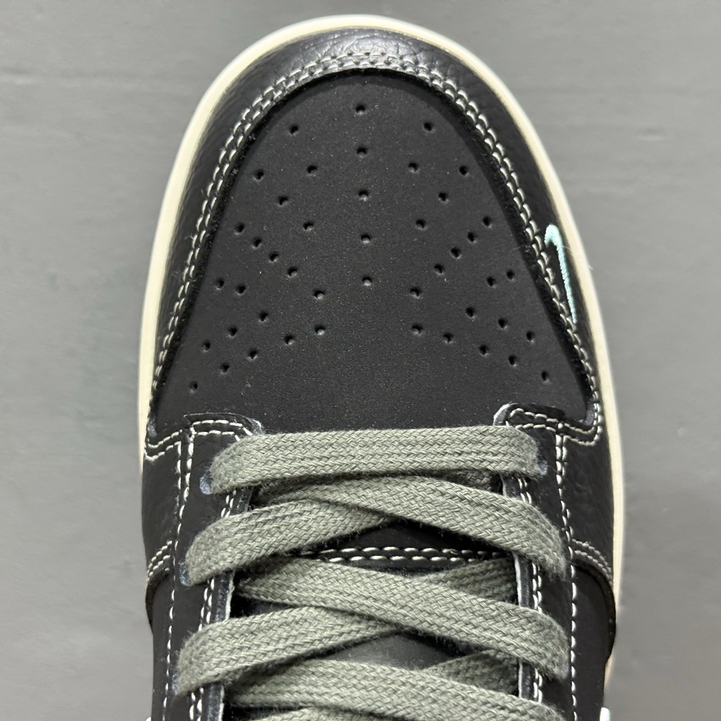 280 Nike Air Dunk LOW 1“LV联名——牛仔夜幕蓝 ”经典牛仔蓝搭配 满天星鞋带 JP1628-033-Chinese UA Cheap High Quatity Brand Clothes Bags handbags Sneakers wholesale wholesaler seller from China Factory suppliers Fashion Clothing Shoes best Quality Beautiful Price 280 Nike Air Dunk LOW 1“LV联名——牛仔夜幕蓝 ”经典牛仔蓝搭配 满天星鞋带 JP1628-033