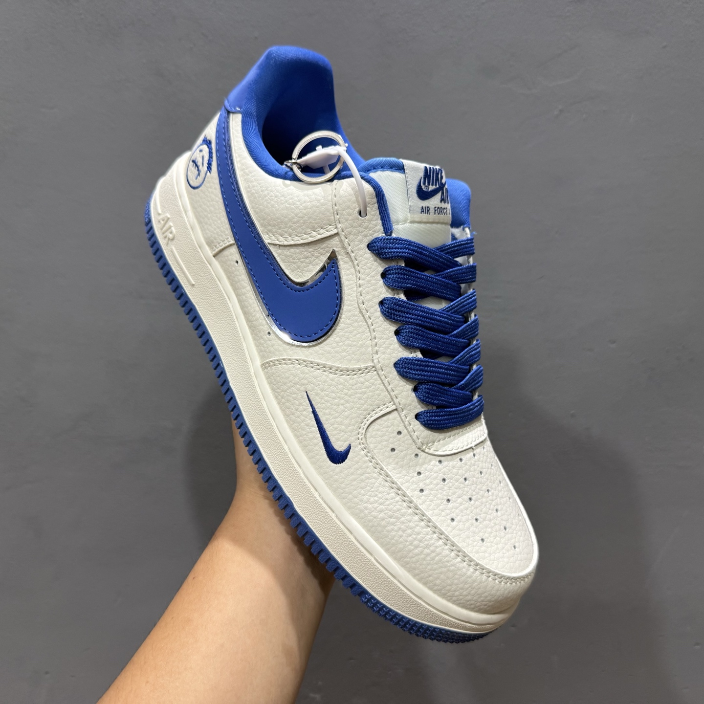 ¥260 Nike Air Force 1'07 Low 米兰鬼脸 空军一号低帮休闲板鞋 DF0188-071-Chinese UA Cheap High Quatity Brand Clothes Bags handbags Sneakers wholesale wholesaler seller from China Factory suppliers Fashion Clothing Shoes best Quality Beautiful Price ¥260 Nike Air Force 1'07 Low 米兰鬼脸 空军一号低帮休闲板鞋 DF0188-071