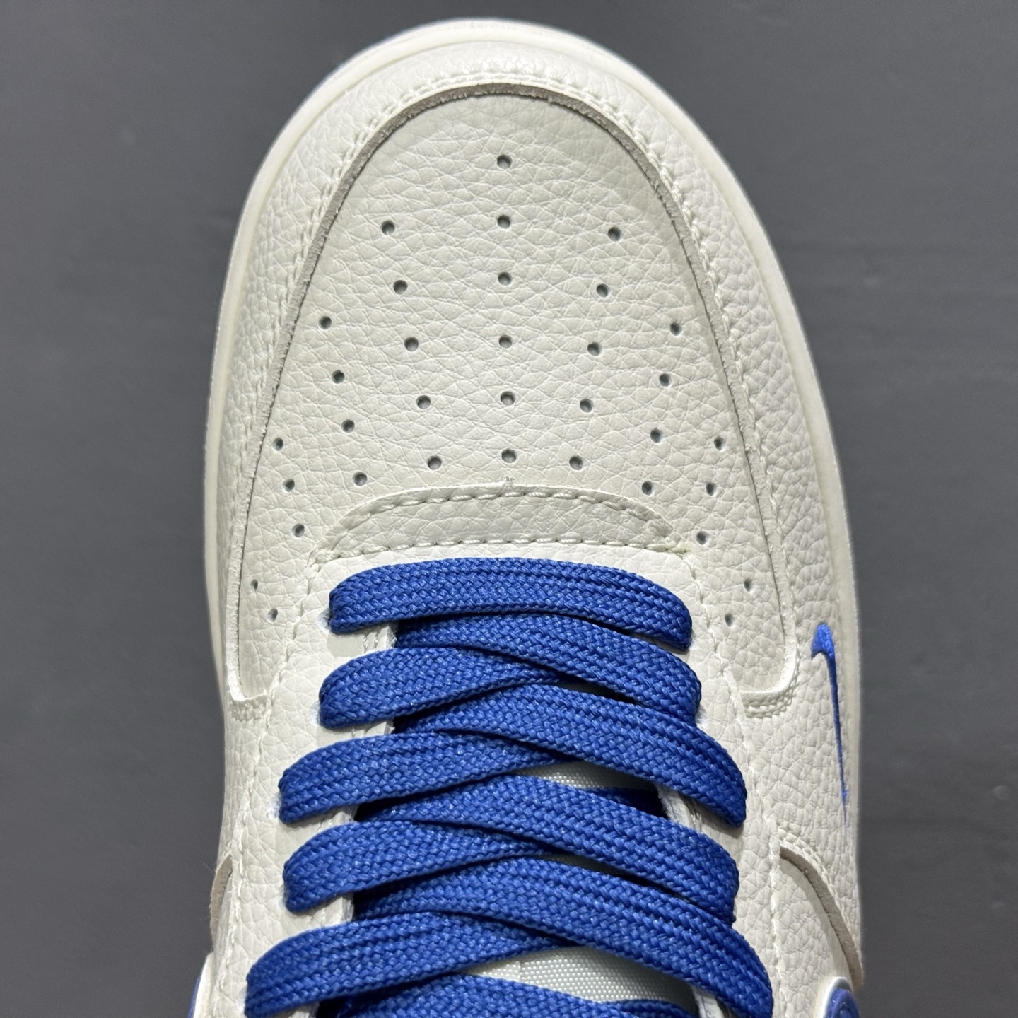 ¥260 Nike Air Force 1'07 Low 米兰鬼脸 空军一号低帮休闲板鞋 DF0188-071-Chinese UA Cheap High Quatity Brand Clothes Bags handbags Sneakers wholesale wholesaler seller from China Factory suppliers Fashion Clothing Shoes best Quality Beautiful Price ¥260 Nike Air Force 1'07 Low 米兰鬼脸 空军一号低帮休闲板鞋 DF0188-071
