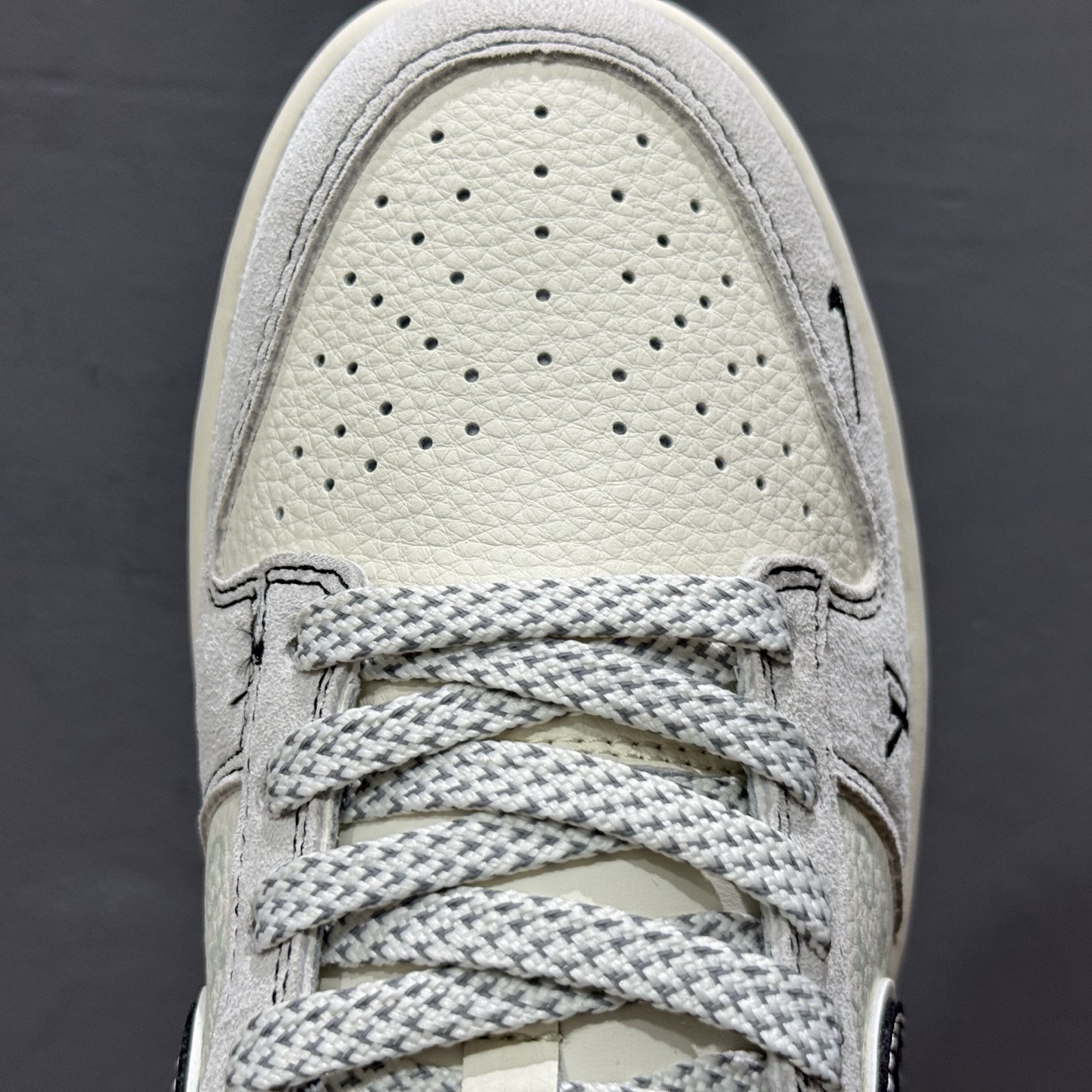 280 Louis Vuitton x Nike Dunk Low 黑勾印花 YX5066-365-Chinese UA Cheap High Quatity Brand Clothes Bags handbags Sneakers wholesale wholesaler seller from China Factory suppliers Fashion Clothing Shoes best Quality Beautiful Price 280 Louis Vuitton x Nike Dunk Low 黑勾印花 YX5066-365