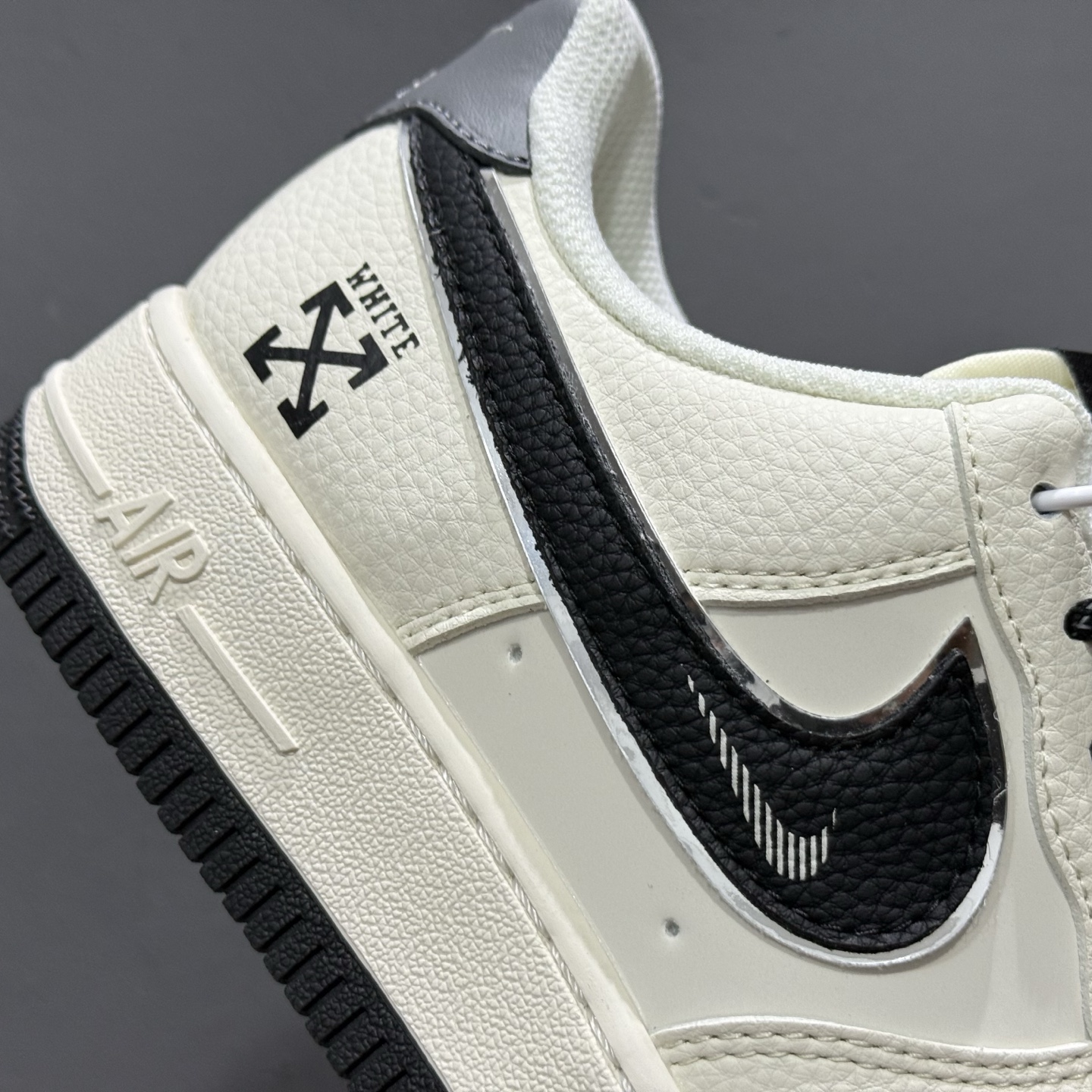 260 独家实拍Nike Air Force 1‘07 Low 联名 灰黑双色米黑 空军一号低帮休闲板鞋 QW5836-005-Chinese UA Cheap High Quatity Brand Clothes Bags handbags Sneakers wholesale wholesaler seller from China Factory suppliers Fashion Clothing Shoes best Quality Beautiful Price 260 独家实拍Nike Air Force 1‘07 Low 联名 灰黑双色米黑 空军一号低帮休闲板鞋 QW5836-005