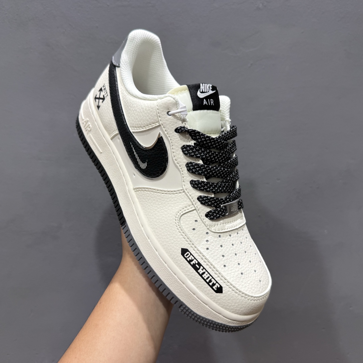 260 独家实拍Nike Air Force 1‘07 Low 联名 灰黑双色米黑 空军一号低帮休闲板鞋 QW5836-005-Chinese UA Cheap High Quatity Brand Clothes Bags handbags Sneakers wholesale wholesaler seller from China Factory suppliers Fashion Clothing Shoes best Quality Beautiful Price 260 独家实拍Nike Air Force 1‘07 Low 联名 灰黑双色米黑 空军一号低帮休闲板鞋 QW5836-005