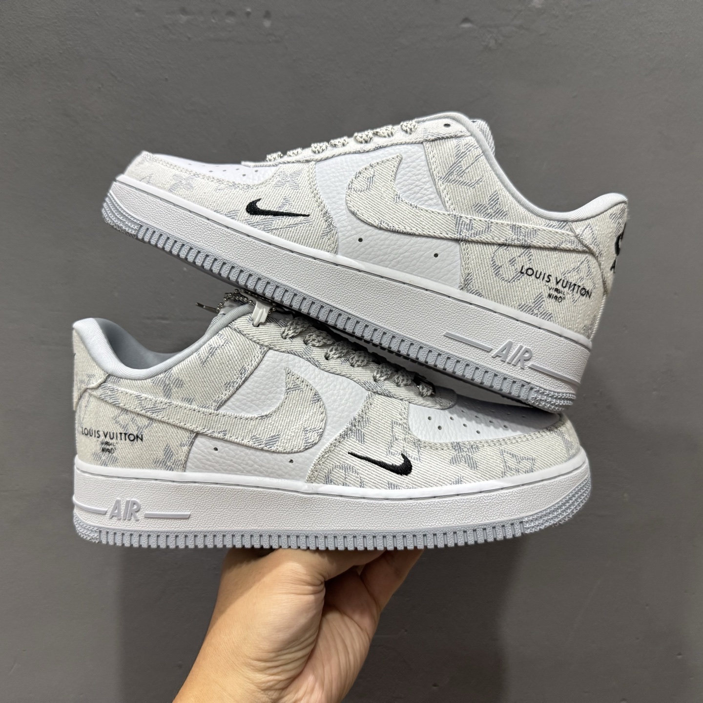 260 独家实拍Nike Air Force 1‘07 Low LV联名 灰牛仔 空军一号低帮休闲板鞋 SC0601-552-Chinese UA Cheap High Quatity Brand Clothes Bags handbags Sneakers wholesale wholesaler seller from China Factory suppliers Fashion Clothing Shoes best Quality Beautiful Price 260 独家实拍Nike Air Force 1‘07 Low LV联名 灰牛仔 空军一号低帮休闲板鞋 SC0601-552