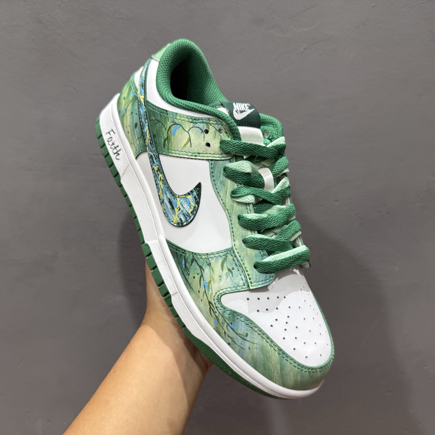 280 Nike Dunk Low 柳拂衣 白绿 当Dunk经典廓形邂逅东方自然诗韵 HF5441-101-Chinese UA Cheap High Quatity Brand Clothes Bags handbags Sneakers wholesale wholesaler seller from China Factory suppliers Fashion Clothing Shoes best Quality Beautiful Price 280 Nike Dunk Low 柳拂衣 白绿 当Dunk经典廓形邂逅东方自然诗韵 HF5441-101
