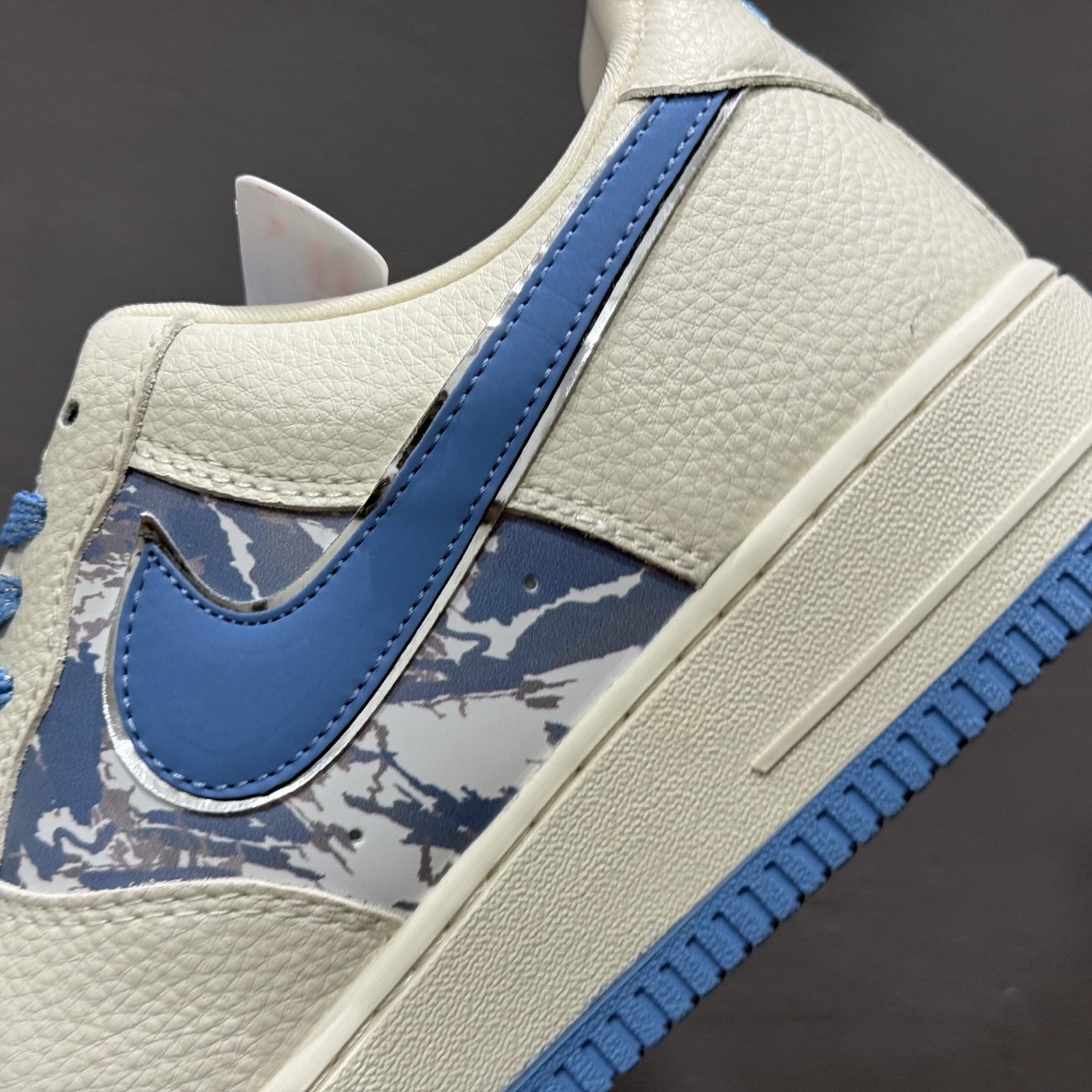 260 The North Face x Nike Air Force 1 雪山米蓝 KJ1688-003-Chinese UA Cheap High Quatity Brand Clothes Bags handbags Sneakers wholesale wholesaler seller from China Factory suppliers Fashion Clothing Shoes best Quality Beautiful Price 260 The North Face x Nike Air Force 1 雪山米蓝 KJ1688-003