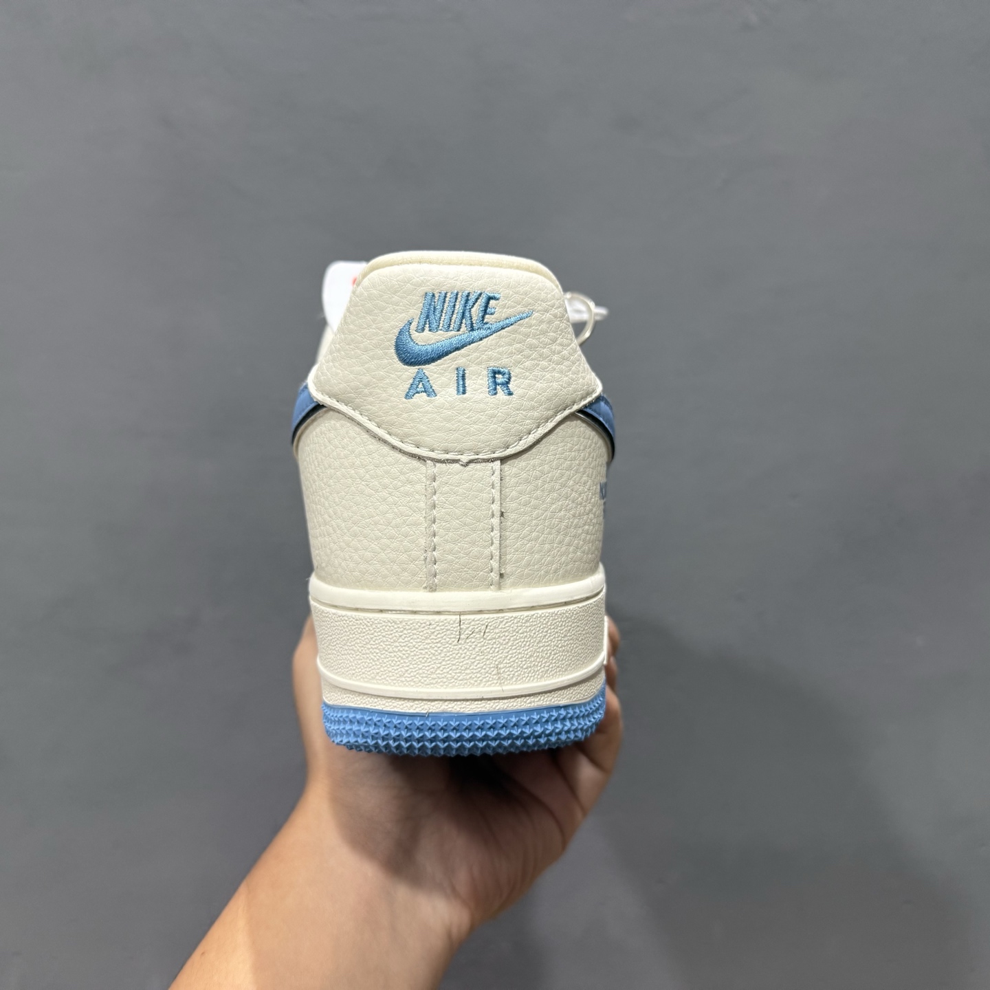 260 The North Face x Nike Air Force 1 雪山米蓝 KJ1688-003-Chinese UA Cheap High Quatity Brand Clothes Bags handbags Sneakers wholesale wholesaler seller from China Factory suppliers Fashion Clothing Shoes best Quality Beautiful Price 260 The North Face x Nike Air Force 1 雪山米蓝 KJ1688-003