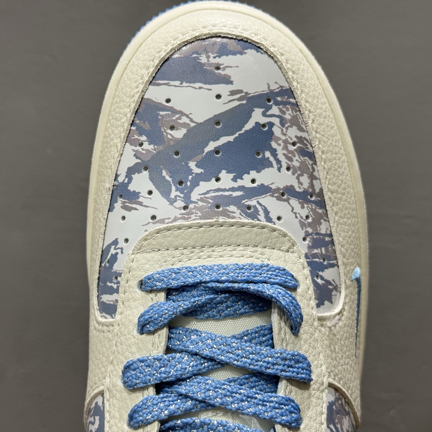 260 The North Face x Nike Air Force 1 雪山米蓝 KJ1688-003-Chinese UA Cheap High Quatity Brand Clothes Bags handbags Sneakers wholesale wholesaler seller from China Factory suppliers Fashion Clothing Shoes best Quality Beautiful Price 260 The North Face x Nike Air Force 1 雪山米蓝 KJ1688-003