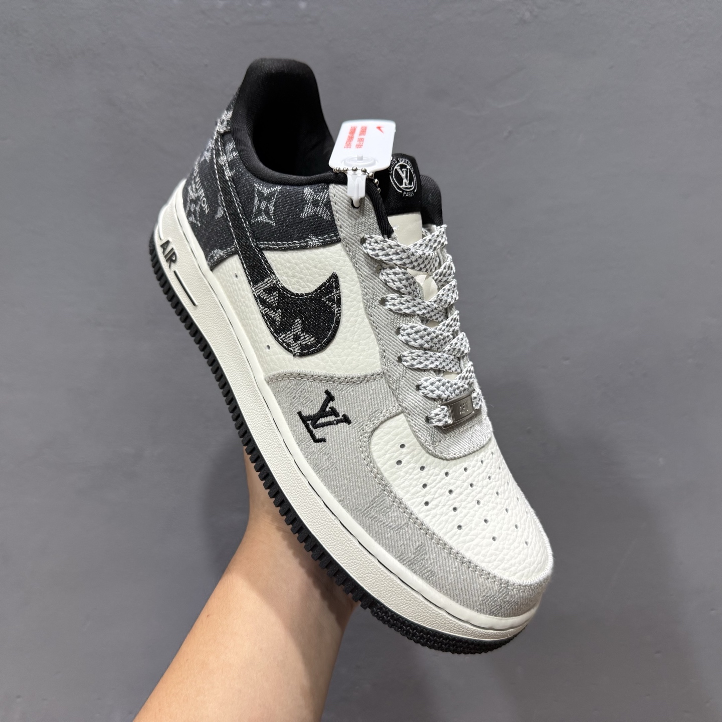 260 Louis Vuitton x NIke Air Force 1 拼接牛仔 SC0601-550-Chinese UA Cheap High Quatity Brand Clothes Bags handbags Sneakers wholesale wholesaler seller from China Factory suppliers Fashion Clothing Shoes best Quality Beautiful Price 260 Louis Vuitton x NIke Air Force 1 拼接牛仔 SC0601-550