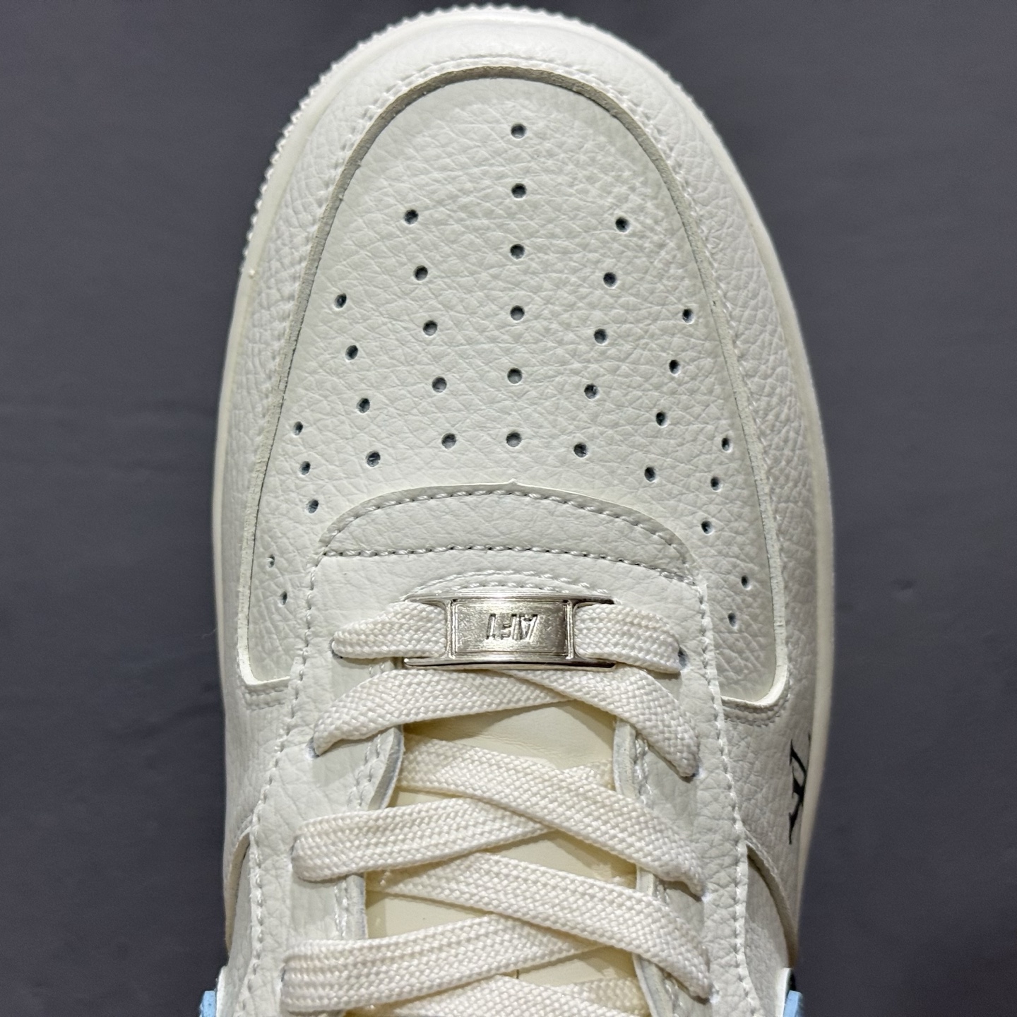 260 独家实拍Nike Air Force 1‘07 Low 米蓝浪花 空军一号低帮休闲板鞋 CS5288-027-Chinese UA Cheap High Quatity Brand Clothes Bags handbags Sneakers wholesale wholesaler seller from China Factory suppliers Fashion Clothing Shoes best Quality Beautiful Price 260 独家实拍Nike Air Force 1‘07 Low 米蓝浪花 空军一号低帮休闲板鞋 CS5288-027