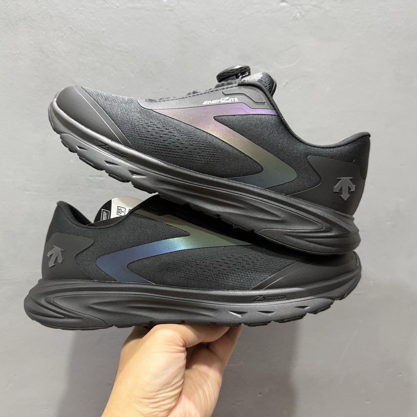 360 L/DESCENTE迪桑特轻盈缓震透气鞋面时尚休闲运动男子越野跑鞋-Chinese UA Cheap High Quatity Brand Clothes Bags handbags Sneakers wholesale wholesaler seller from China Factory suppliers Fashion Clothing Shoes best Quality Beautiful Price 360 L/DESCENTE迪桑特轻盈缓震透气鞋面时尚休闲运动男子越野跑鞋