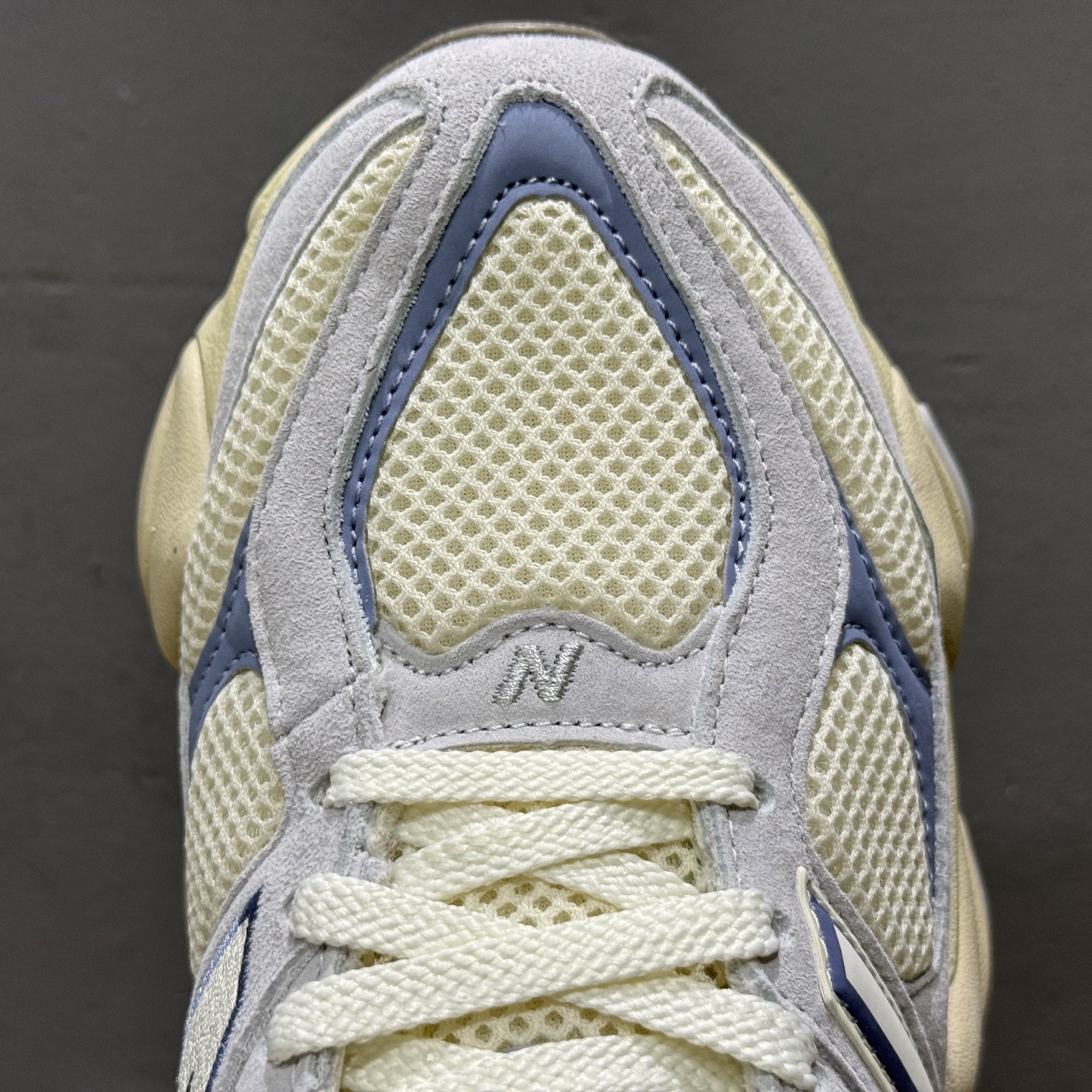 ¥240 纯原 New Balance NB9060 联名款 复古休闲运动慢跑鞋 U9060EEL-Chinese UA Cheap High Quatity Brand Clothes Bags handbags Sneakers wholesale wholesaler seller from China Factory suppliers Fashion Clothing Shoes best Quality Beautiful Price ¥240 纯原 New Balance NB9060 联名款 复古休闲运动慢跑鞋 U9060EEL