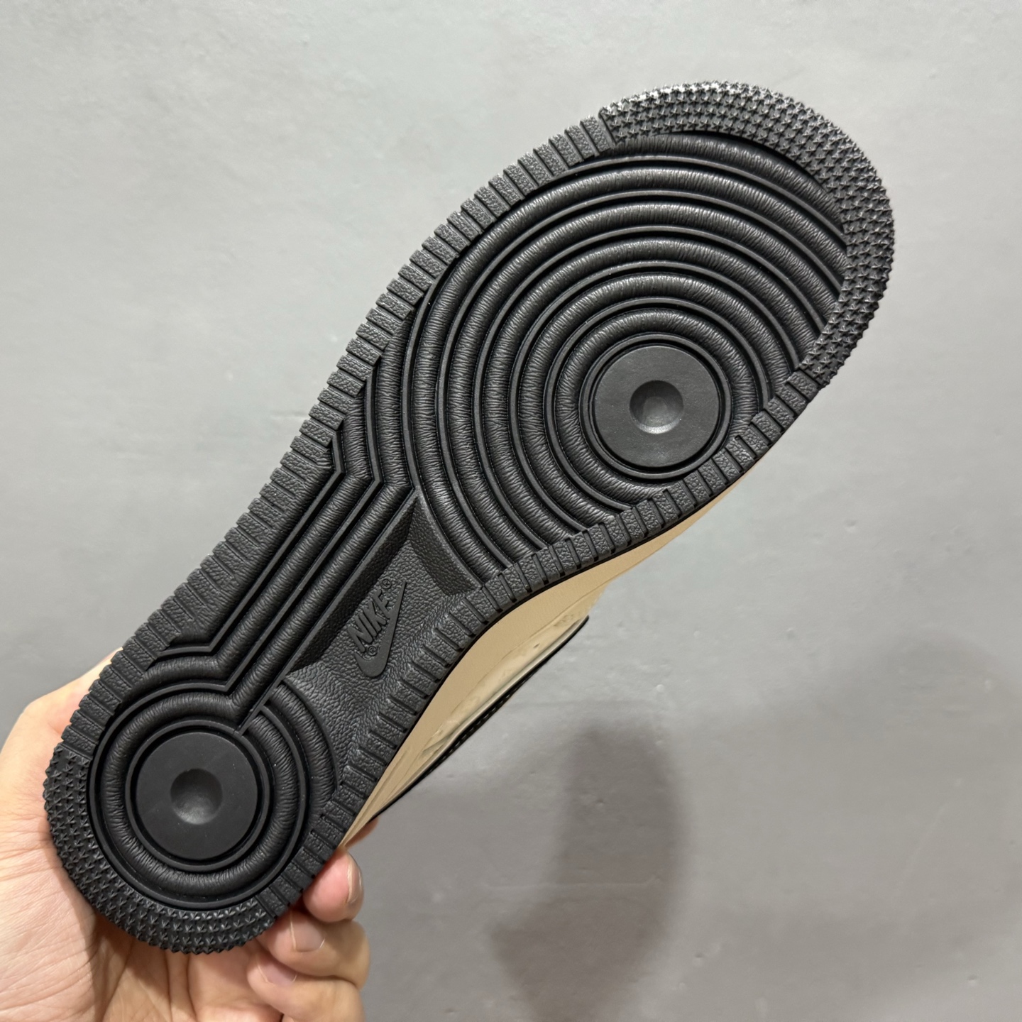 ¥260 Nike Air Force 1'07 Low LV联名 米黑勾红标 空军一号低帮休闲板鞋 YX5066-348-Chinese UA Cheap High Quatity Brand Clothes Bags handbags Sneakers wholesale wholesaler seller from China Factory suppliers Fashion Clothing Shoes best Quality Beautiful Price ¥260 Nike Air Force 1'07 Low LV联名 米黑勾红标 空军一号低帮休闲板鞋 YX5066-348