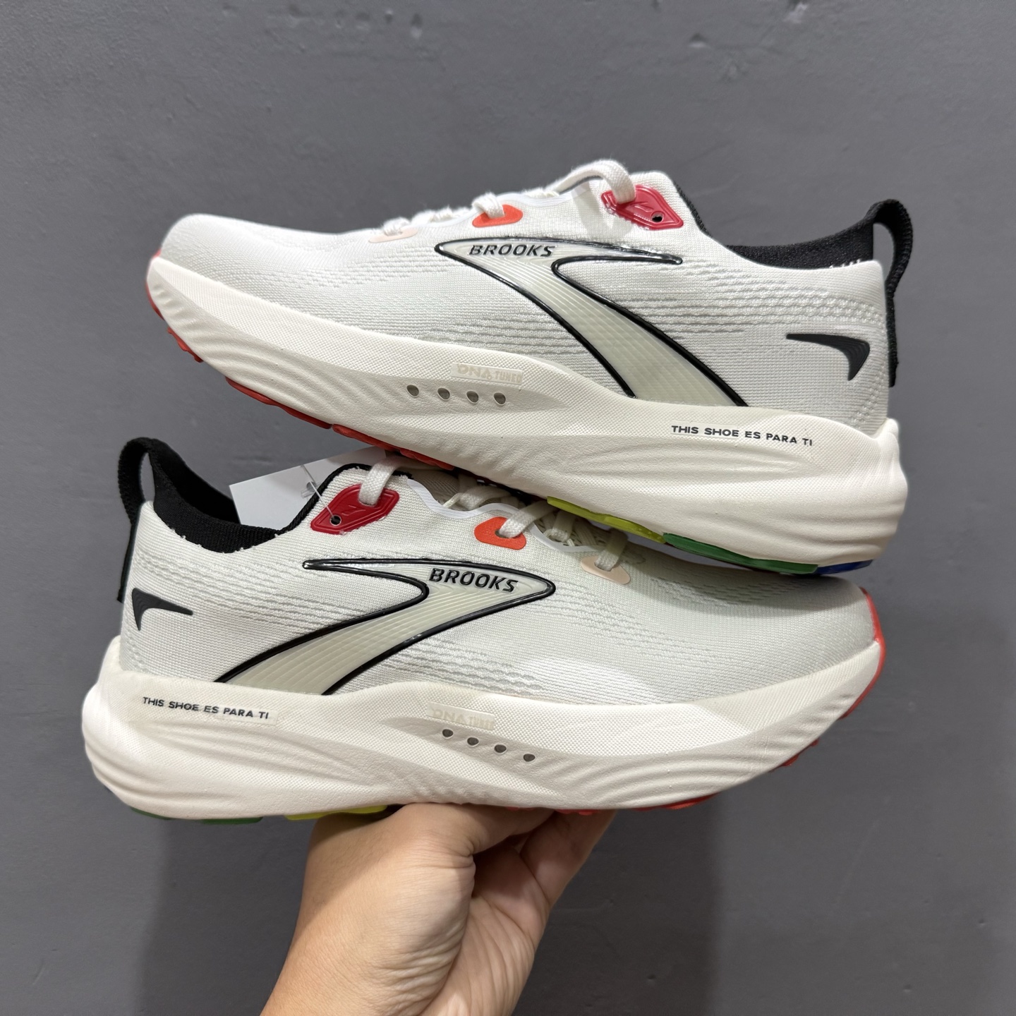 200 Brooks布鲁克斯 Glycerin max 舒适简约防滑耐磨低帮跑步鞋-Chinese UA Cheap High Quatity Brand Clothes Bags handbags Sneakers wholesale wholesaler seller from China Factory suppliers Fashion Clothing Shoes best Quality Beautiful Price 200 Brooks布鲁克斯 Glycerin max 舒适简约防滑耐磨低帮跑步鞋