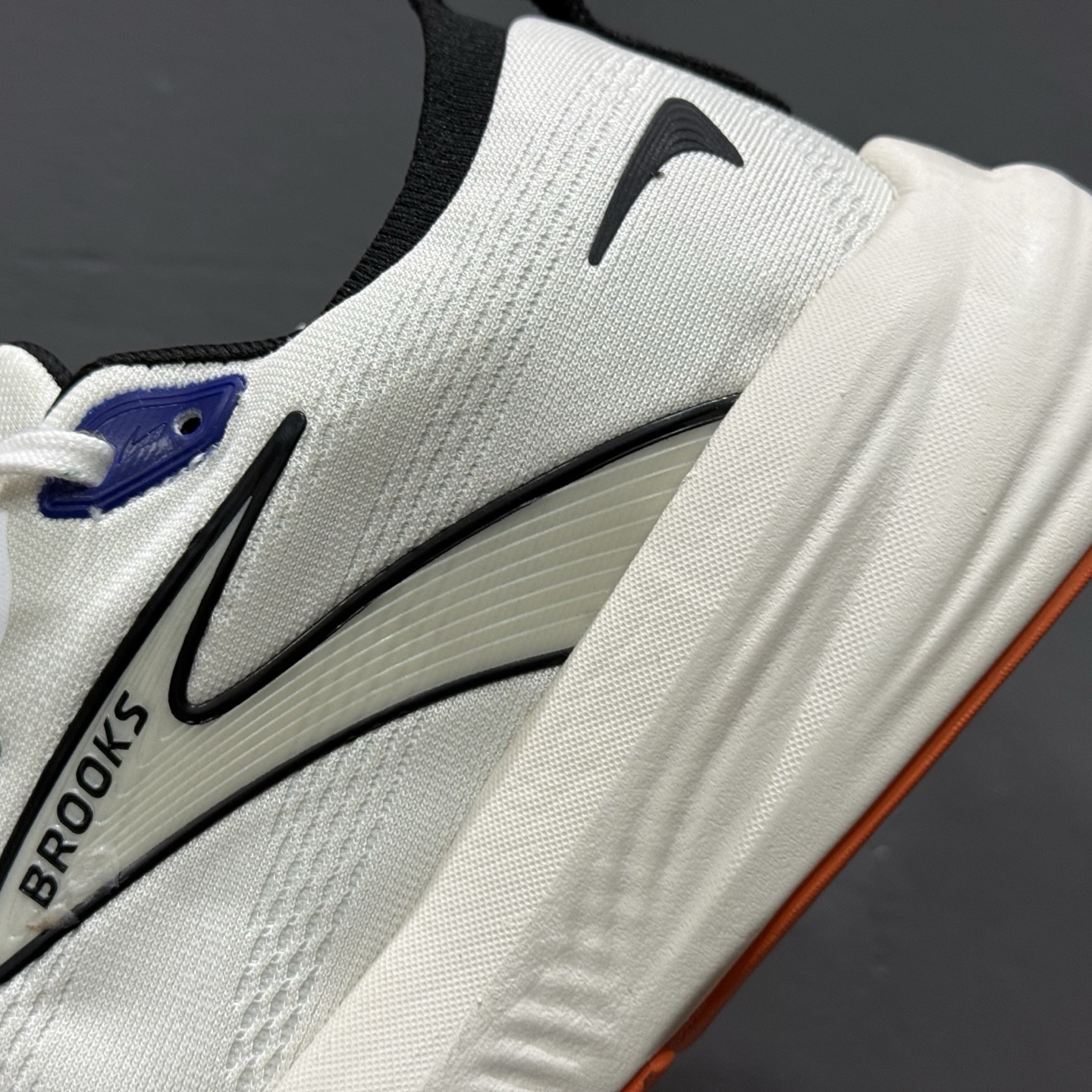 200 Brooks布鲁克斯 Glycerin max 舒适简约防滑耐磨低帮跑步鞋-Chinese UA Cheap High Quatity Brand Clothes Bags handbags Sneakers wholesale wholesaler seller from China Factory suppliers Fashion Clothing Shoes best Quality Beautiful Price 200 Brooks布鲁克斯 Glycerin max 舒适简约防滑耐磨低帮跑步鞋