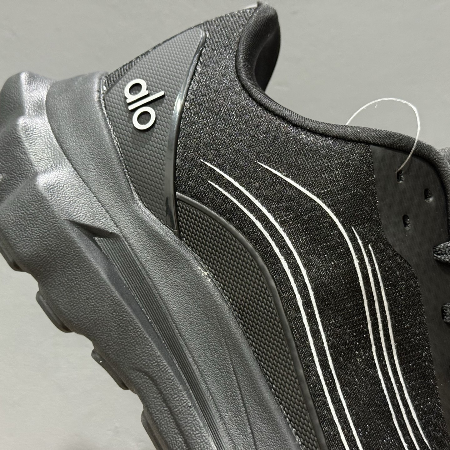 180 Alo Runner 明星同款 四季常青款增高低帮休闲生活鞋 米棕色-Chinese UA Cheap High Quatity Brand Clothes Bags handbags Sneakers wholesale wholesaler seller from China Factory suppliers Fashion Clothing Shoes best Quality Beautiful Price 180 Alo Runner 明星同款 四季常青款增高低帮休闲生活鞋 米棕色