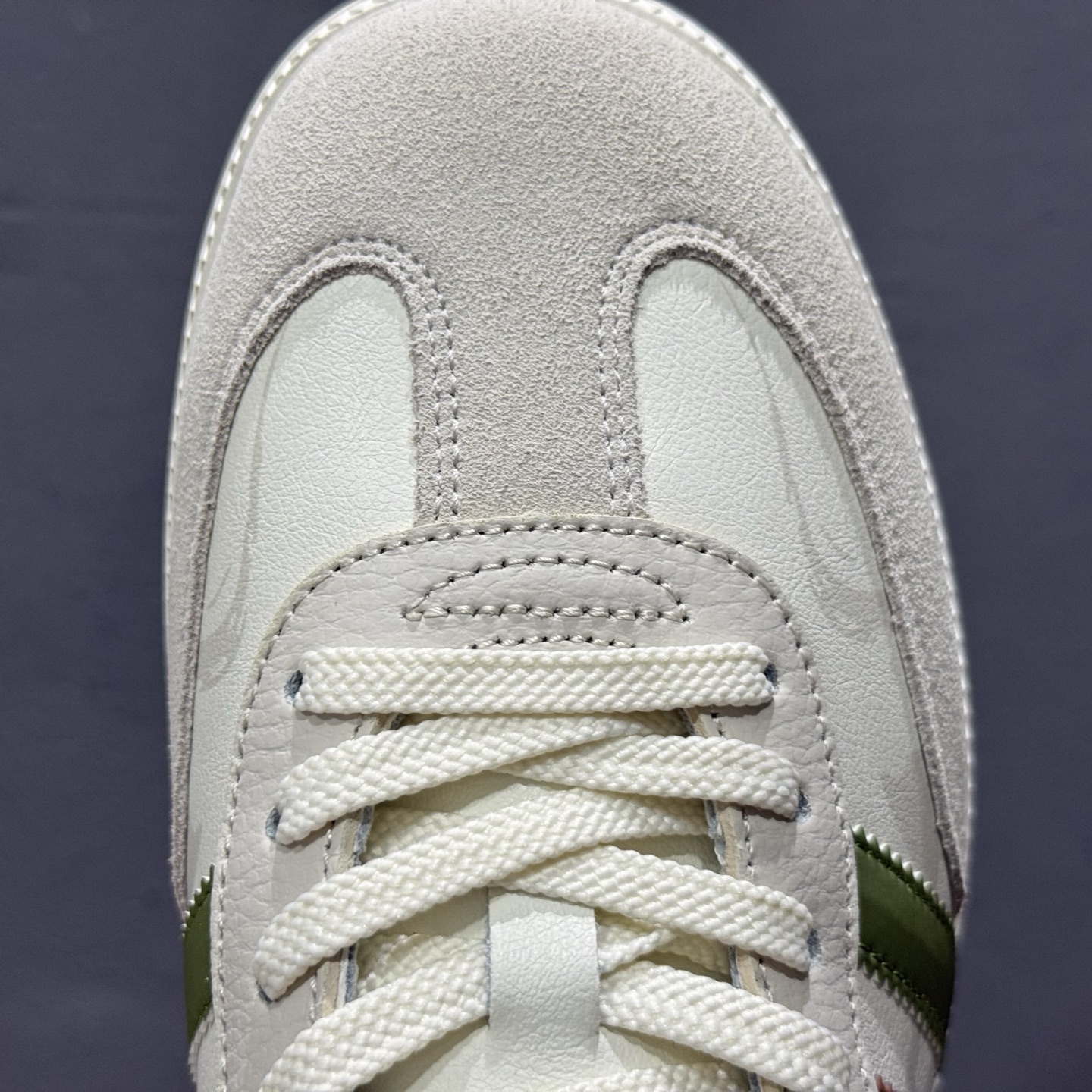 240 贝壳头阿迪Adidas originals SUPERSTAR “巴黎世家联名—奶白蓝”高端定制 低帮休闲板鞋 QF5805-Chinese UA Cheap High Quatity Brand Clothes Bags handbags Sneakers wholesale wholesaler seller from China Factory suppliers Fashion Clothing Shoes best Quality Beautiful Price 240 贝壳头阿迪Adidas originals SUPERSTAR “巴黎世家联名—奶白蓝”高端定制 低帮休闲板鞋 QF5805