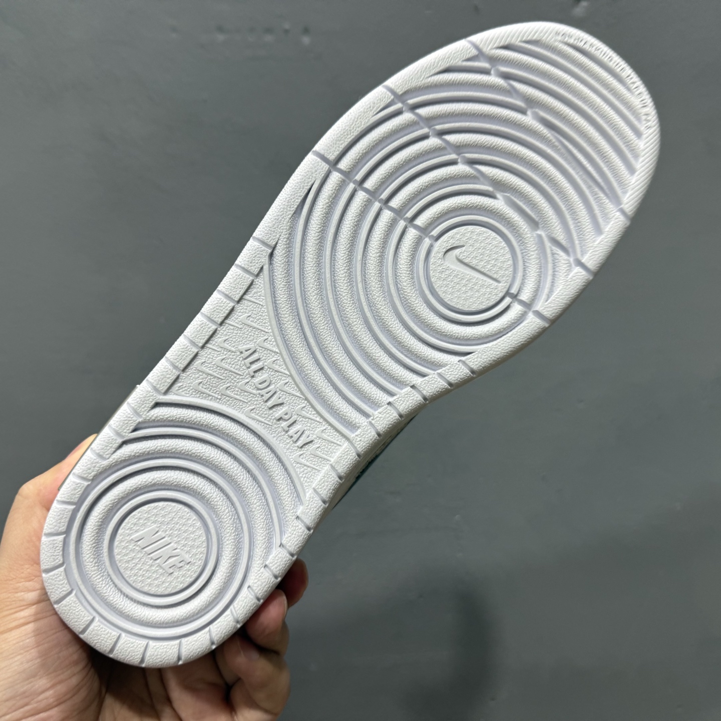 260 独家实拍 定制球鞋]Nike Court Borough“Love迷雾”解构手绘 潮流简约低帮板鞋 “Love 迷雾” 板鞋 BQ5448-217