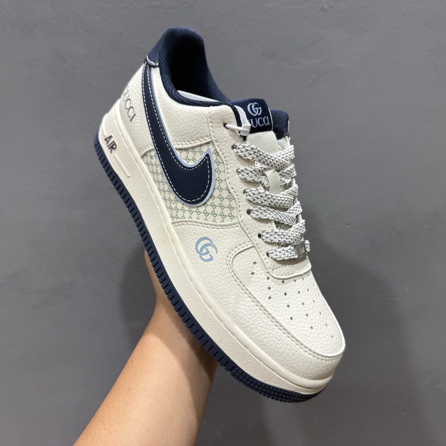 260 Nike Air Force 1‘07 Low 古驰联名 花纹蓝勾 空军一号低帮休闲板鞋 XS1958-564-Chinese UA Cheap High Quatity Brand Clothes Bags handbags Sneakers wholesale wholesaler seller from China Factory suppliers Fashion Clothing Shoes best Quality Beautiful Price 260 Nike Air Force 1‘07 Low 古驰联名 花纹蓝勾 空军一号低帮休闲板鞋 XS1958-564