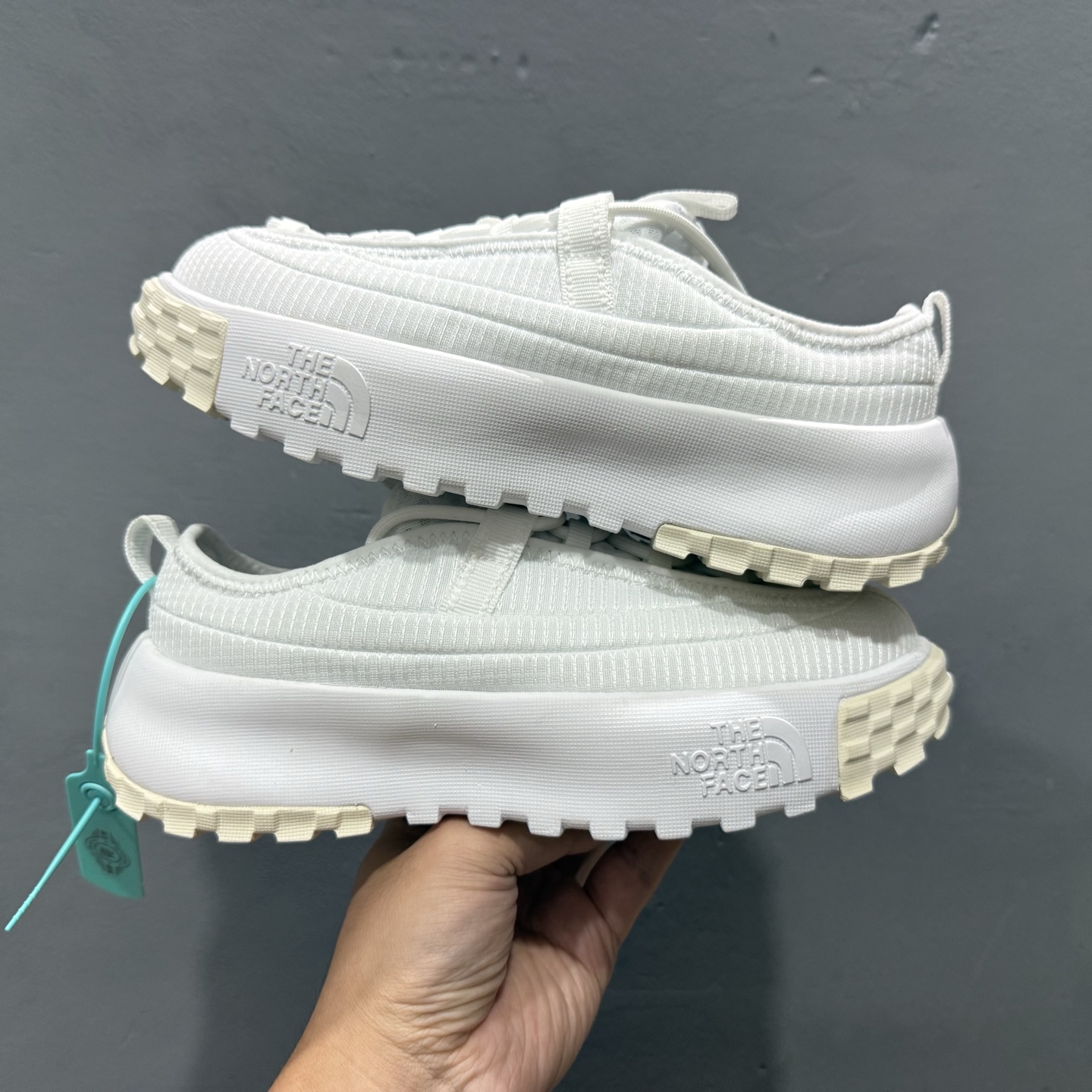 180 FS版 THE NORTH FACE NEVER STOP 北面舒适百搭防滑耐磨低帮生活休闲鞋-Chinese UA Cheap High Quatity Brand Clothes Bags handbags Sneakers wholesale wholesaler seller from China Factory suppliers Fashion Clothing Shoes best Quality Beautiful Price 180 FS版 THE NORTH FACE NEVER STOP 北面舒适百搭防滑耐磨低帮生活休闲鞋