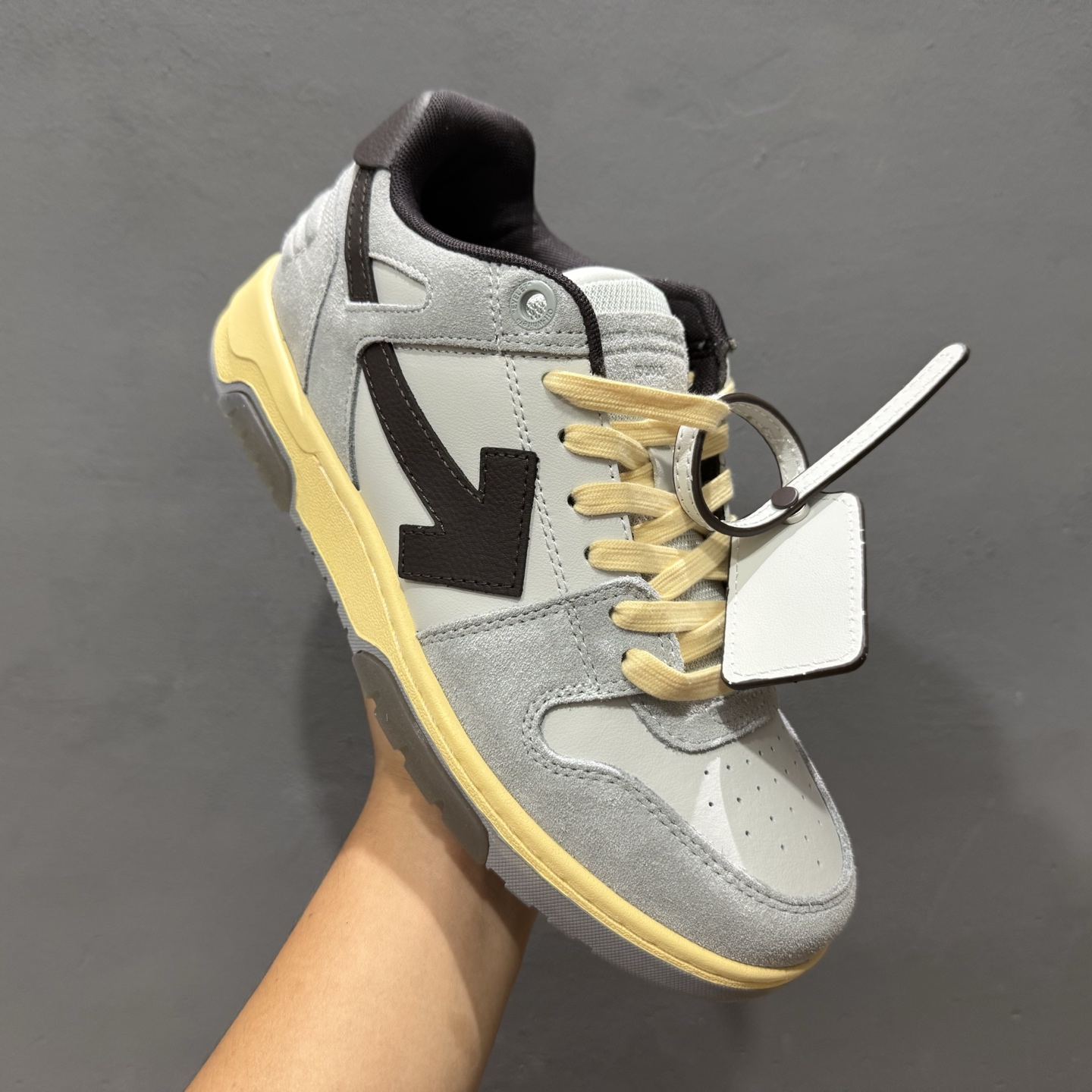 350 新品上架 OFF-WHITE Out Of Office 低帮时尚板鞋-Chinese UA Cheap High Quatity Brand Clothes Bags handbags Sneakers wholesale wholesaler seller from China Factory suppliers Fashion Clothing Shoes best Quality Beautiful Price 350 新品上架 OFF-WHITE Out Of Office 低帮时尚板鞋