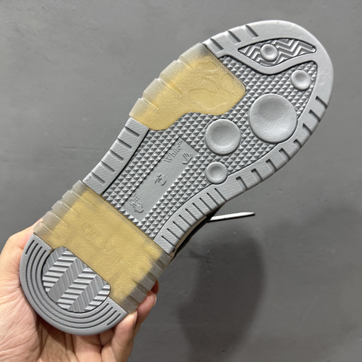 350 新品上架 OFF-WHITE Out Of Office 低帮时尚板鞋-Chinese UA Cheap High Quatity Brand Clothes Bags handbags Sneakers wholesale wholesaler seller from China Factory suppliers Fashion Clothing Shoes best Quality Beautiful Price 350 新品上架 OFF-WHITE Out Of Office 低帮时尚板鞋