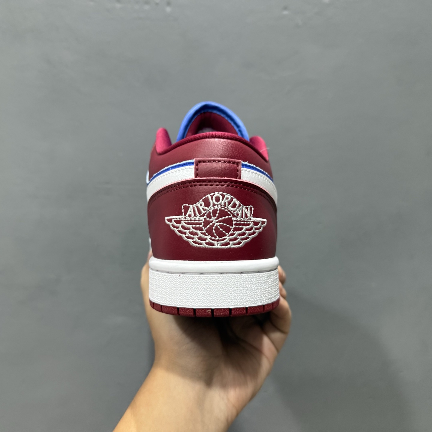 200 原装级别 Jordan Air Jordan 1 low 合成革二层牛皮 减震防滑耐磨 低帮 复古篮球鞋 蓝红色 DC0774-604-Chinese UA Cheap High Quatity Brand Clothes Bags handbags Sneakers wholesale wholesaler seller from China Factory suppliers Fashion Clothing Shoes best Quality Beautiful Price 200 原装级别 Jordan Air Jordan 1 low 合成革二层牛皮 减震防滑耐磨 低帮 复古篮球鞋 蓝红色 DC0774-604