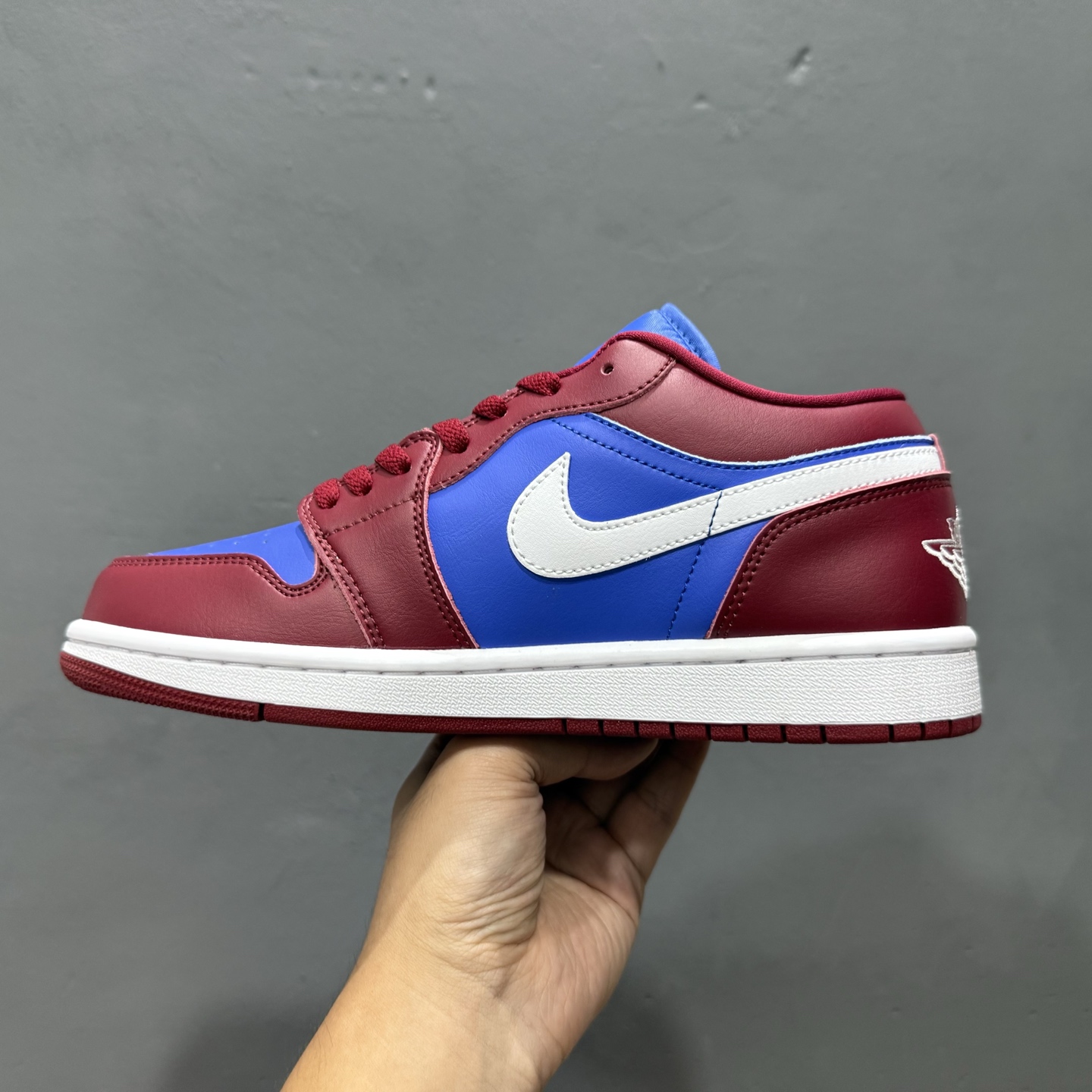 200 原装级别 Jordan Air Jordan 1 low 合成革二层牛皮 减震防滑耐磨 低帮 复古篮球鞋 蓝红色 DC0774-604-Chinese UA Cheap High Quatity Brand Clothes Bags handbags Sneakers wholesale wholesaler seller from China Factory suppliers Fashion Clothing Shoes best Quality Beautiful Price 200 原装级别 Jordan Air Jordan 1 low 合成革二层牛皮 减震防滑耐磨 低帮 复古篮球鞋 蓝红色 DC0774-604