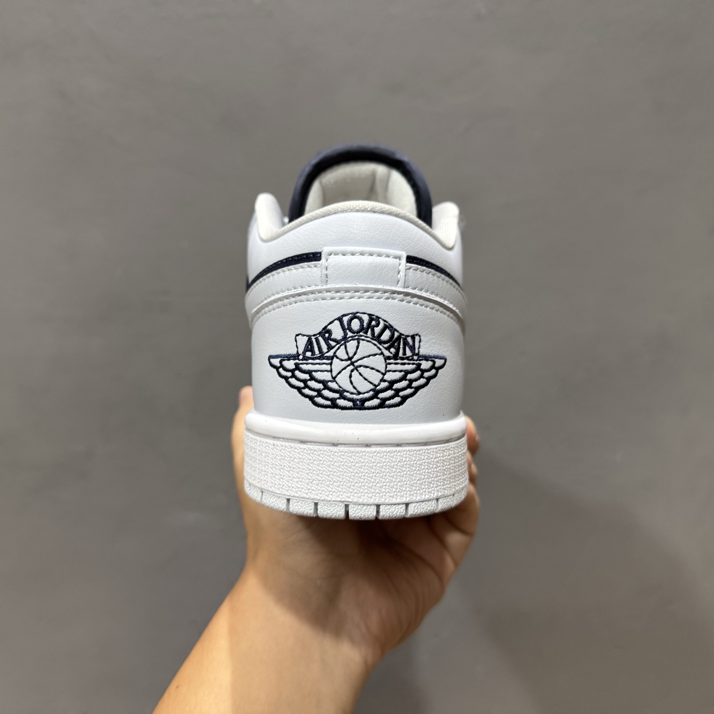 200 # Air Jordan AJ1 Low 低帮 灰蓝 FZ8778-044-Chinese UA Cheap High Quatity Brand Clothes Bags handbags Sneakers wholesale wholesaler seller from China Factory suppliers Fashion Clothing Shoes best Quality Beautiful Price 200 # Air Jordan AJ1 Low 低帮 灰蓝 FZ8778-044