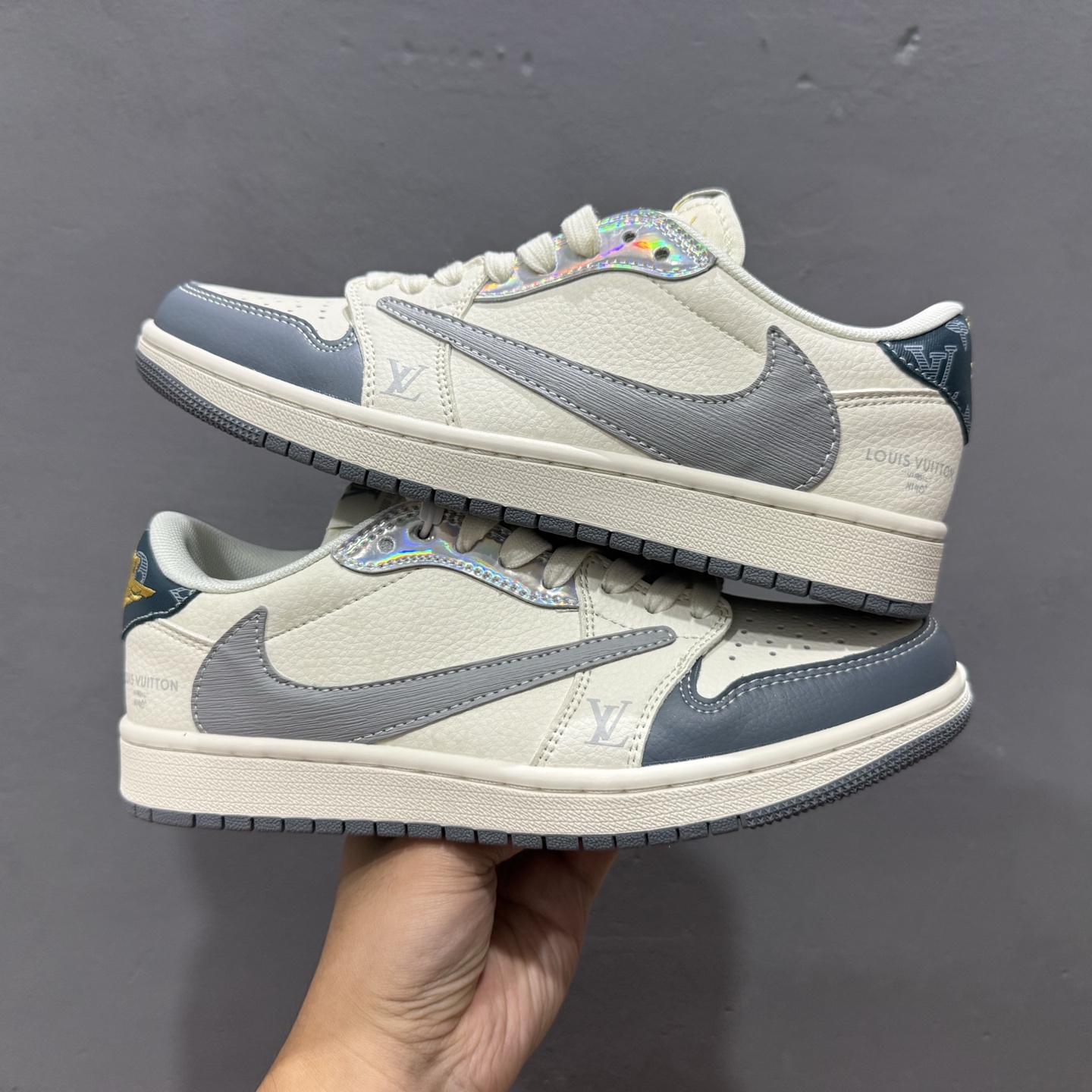 280 Louis Vuitton x Air Jordan 1 Low 拉丝灰勾 XS7089-615-Chinese UA Cheap High Quatity Brand Clothes Bags handbags Sneakers wholesale wholesaler seller from China Factory suppliers Fashion Clothing Shoes best Quality Beautiful Price 280 Louis Vuitton x Air Jordan 1 Low 拉丝灰勾 XS7089-615