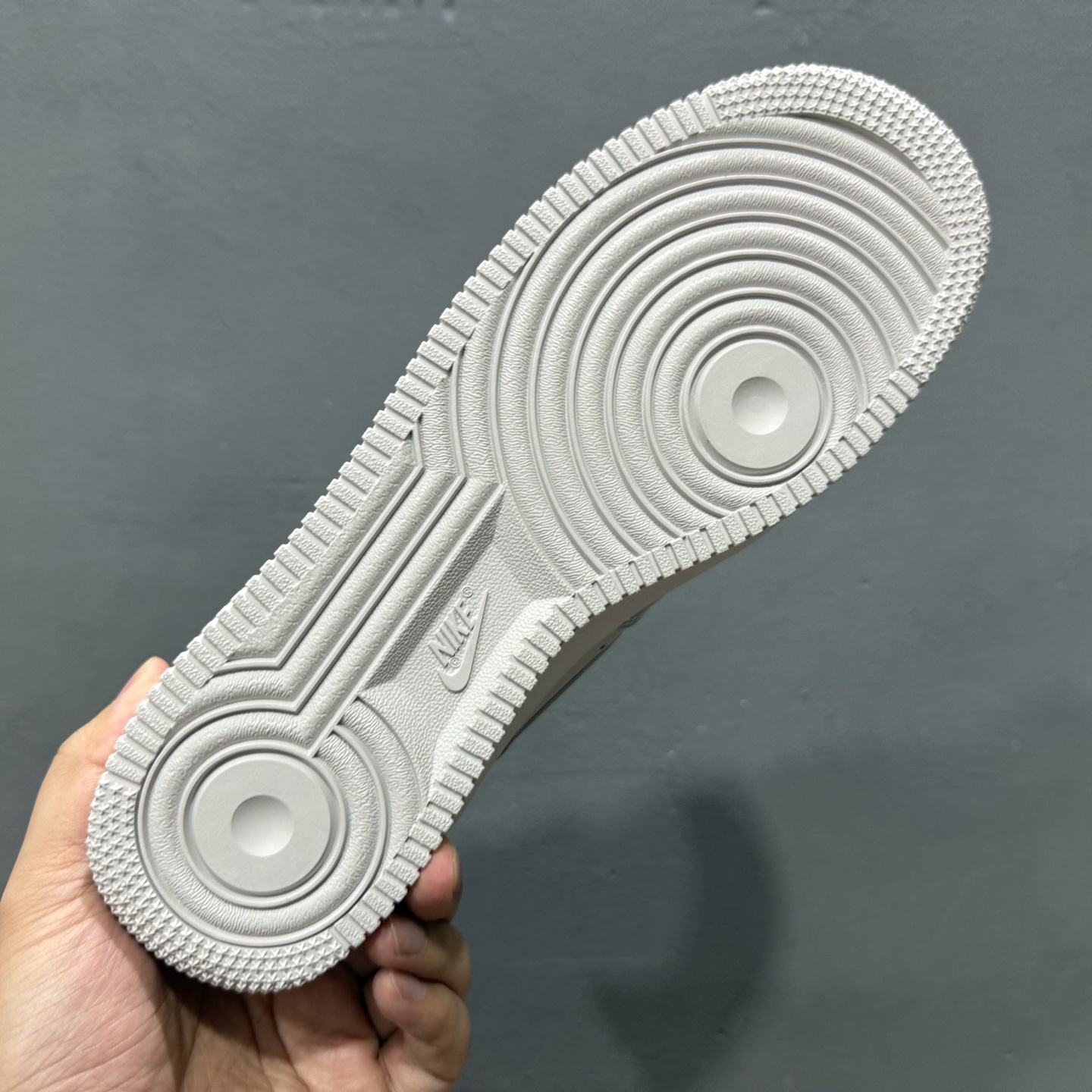 ¥200 Nike Air Force 1'07 Low 空军一号低帮休闲板鞋 HV9405-001-Chinese UA Cheap High Quatity Brand Clothes Bags handbags Sneakers wholesale wholesaler seller from China Factory suppliers Fashion Clothing Shoes best Quality Beautiful Price ¥200 Nike Air Force 1'07 Low 空军一号低帮休闲板鞋 HV9405-001