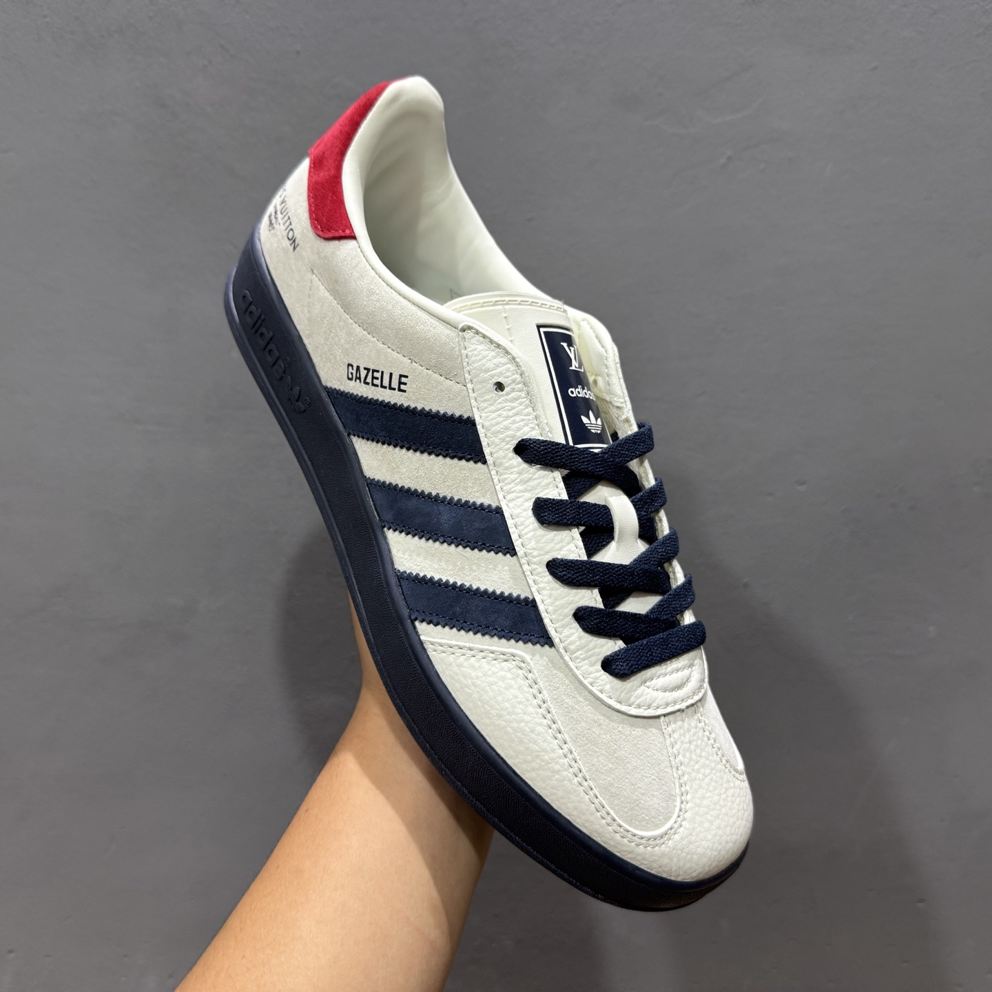 220 独家实拍Adidas Samba OG 桑巴舞街头系列德训运动板鞋采 SC9207-727-Chinese UA Cheap High Quatity Brand Clothes Bags handbags Sneakers wholesale wholesaler seller from China Factory suppliers Fashion Clothing Shoes best Quality Beautiful Price 220 独家实拍Adidas Samba OG 桑巴舞街头系列德训运动板鞋采 SC9207-727