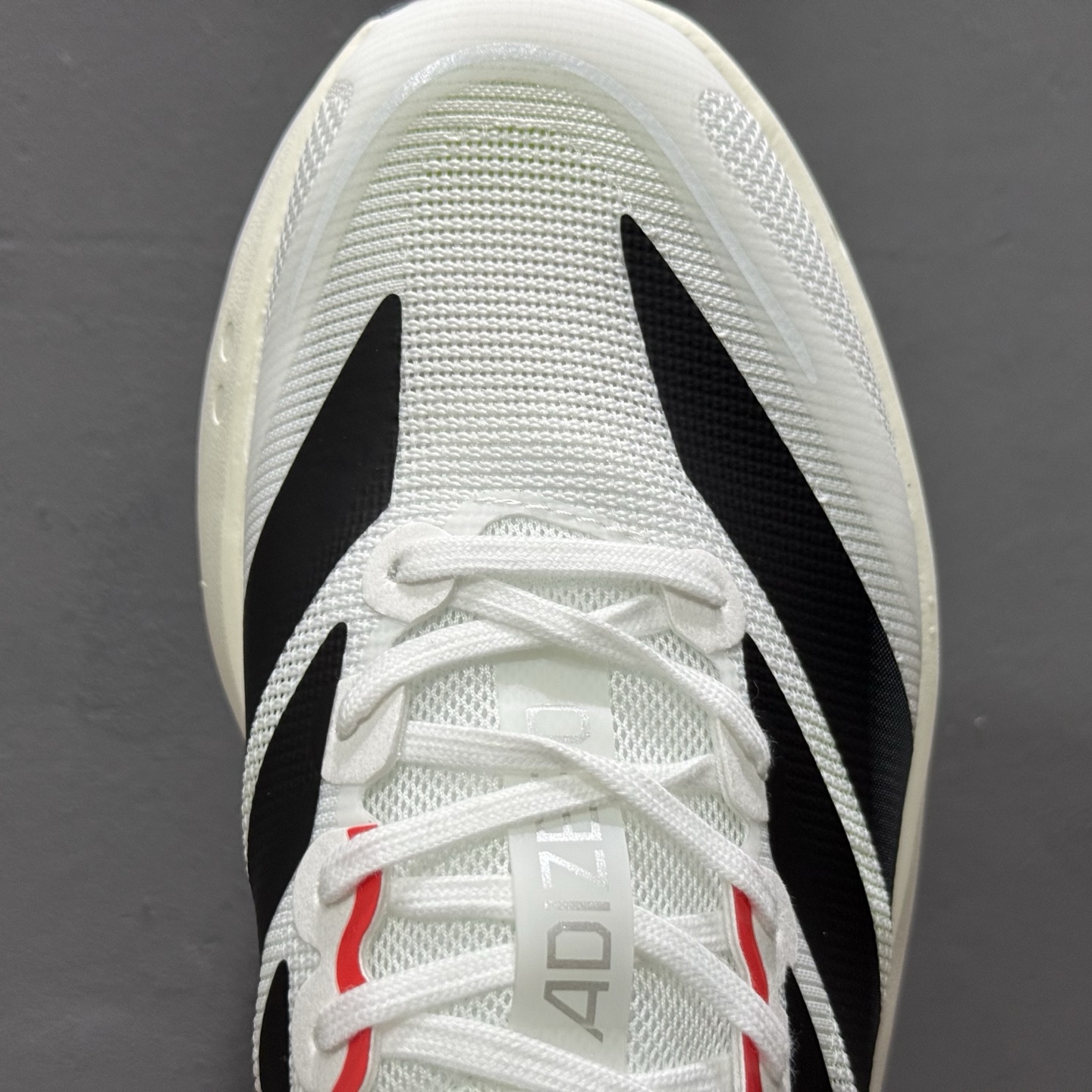 190 Adidas Adizero Boston 13 泡棉搭配全掌碳板 缓震透气跑步鞋 JS4932-111