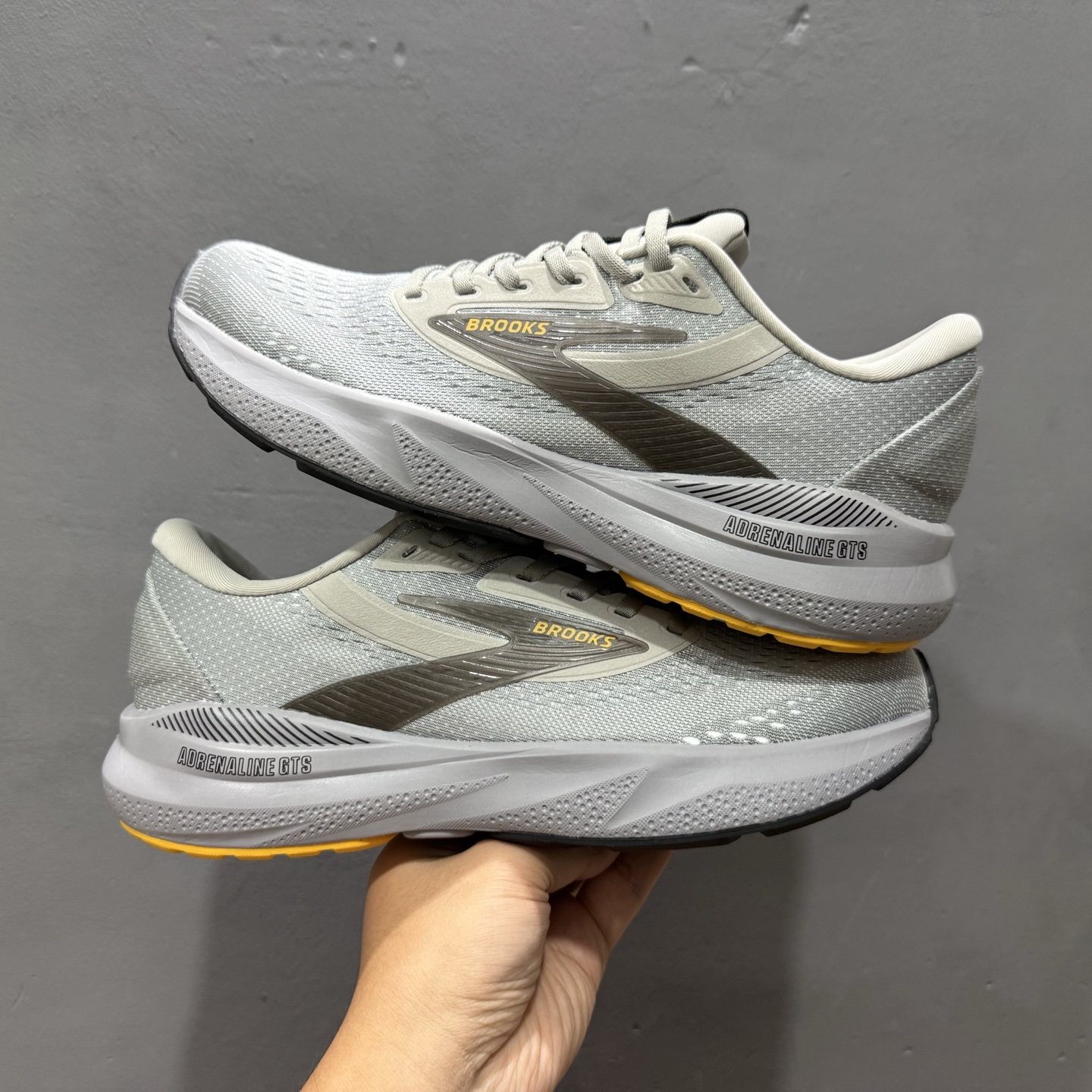 180 Brooks布鲁克斯 Glycerin max 舒适简约防滑耐磨低帮跑步鞋-Chinese UA Cheap High Quatity Brand Clothes Bags handbags Sneakers wholesale wholesaler seller from China Factory suppliers Fashion Clothing Shoes best Quality Beautiful Price 180 Brooks布鲁克斯 Glycerin max 舒适简约防滑耐磨低帮跑步鞋