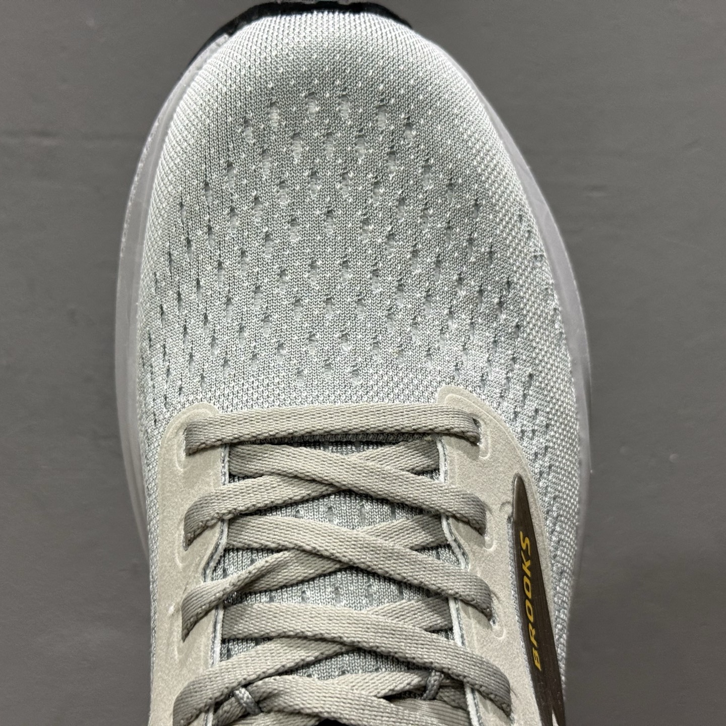 180 Brooks布鲁克斯 Glycerin max 舒适简约防滑耐磨低帮跑步鞋-Chinese UA Cheap High Quatity Brand Clothes Bags handbags Sneakers wholesale wholesaler seller from China Factory suppliers Fashion Clothing Shoes best Quality Beautiful Price 180 Brooks布鲁克斯 Glycerin max 舒适简约防滑耐磨低帮跑步鞋